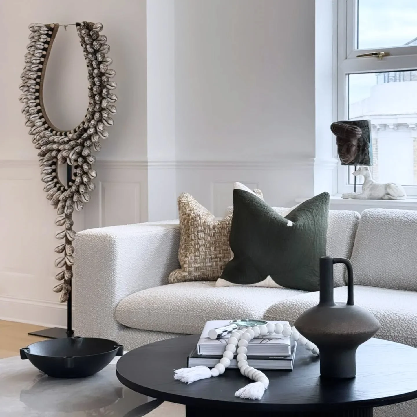 We&rsquo;ve completed another project! This time, we staged a lovely 3-bedroom apartment in Putney. 
Available @kfhproperty 
#homestaginglondon 
#londonpropertystaging 
#londonhomestaging 
#propertystaginglondon 
#putneyproperty