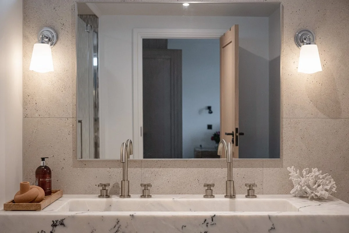 bathroom.2.jpg