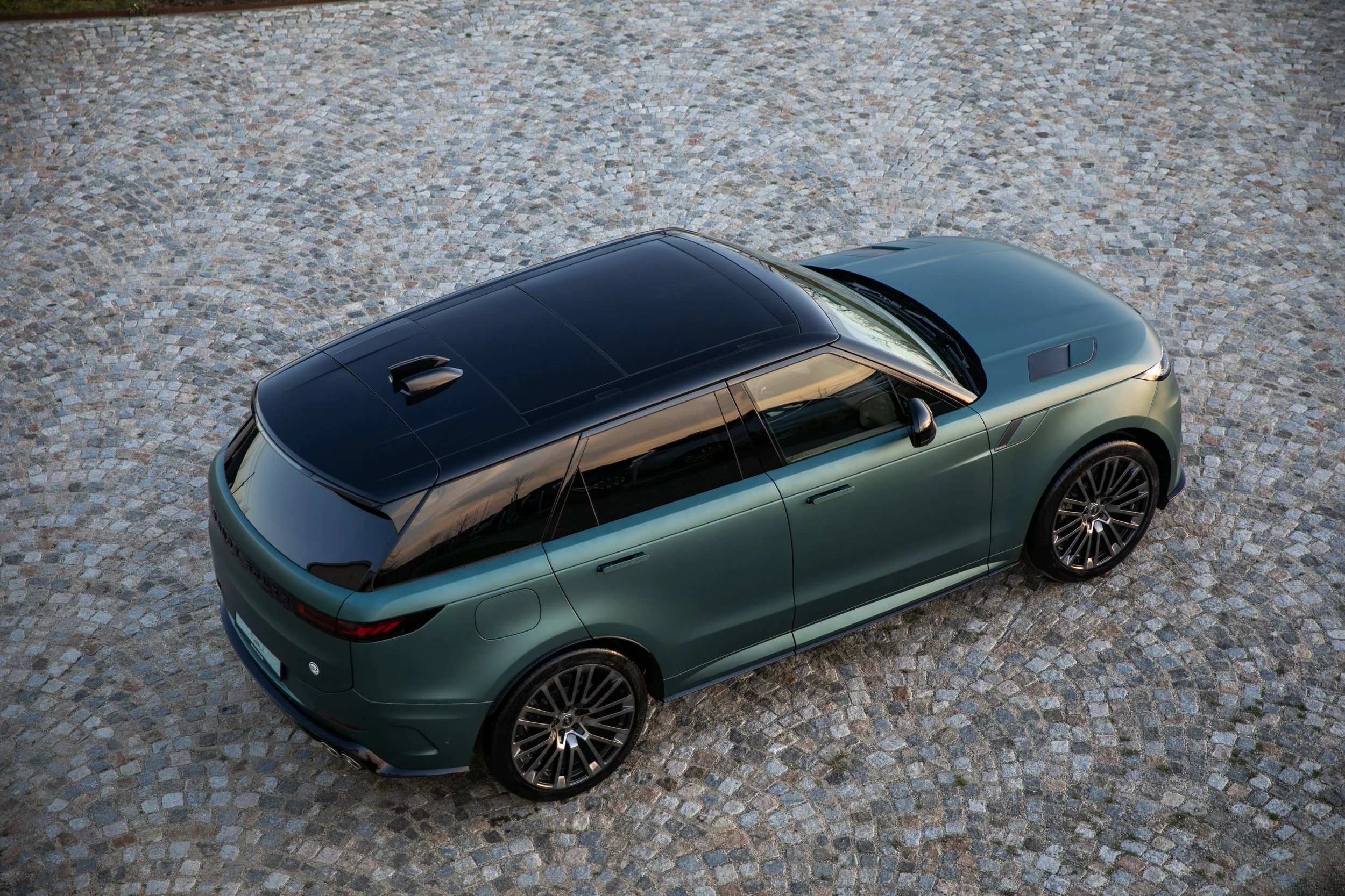 RANGE ROVER