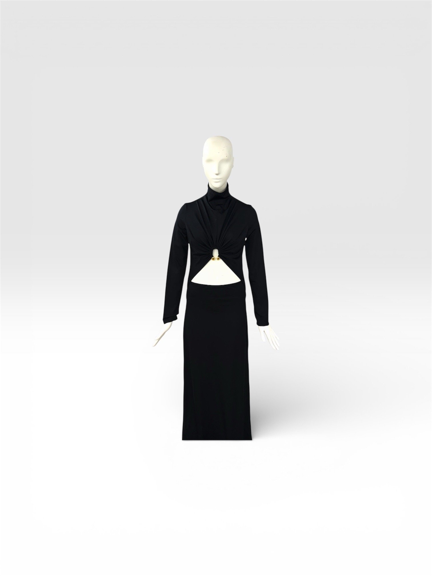 Sophisticated Cut-Out Long Sleeve Dress in Black