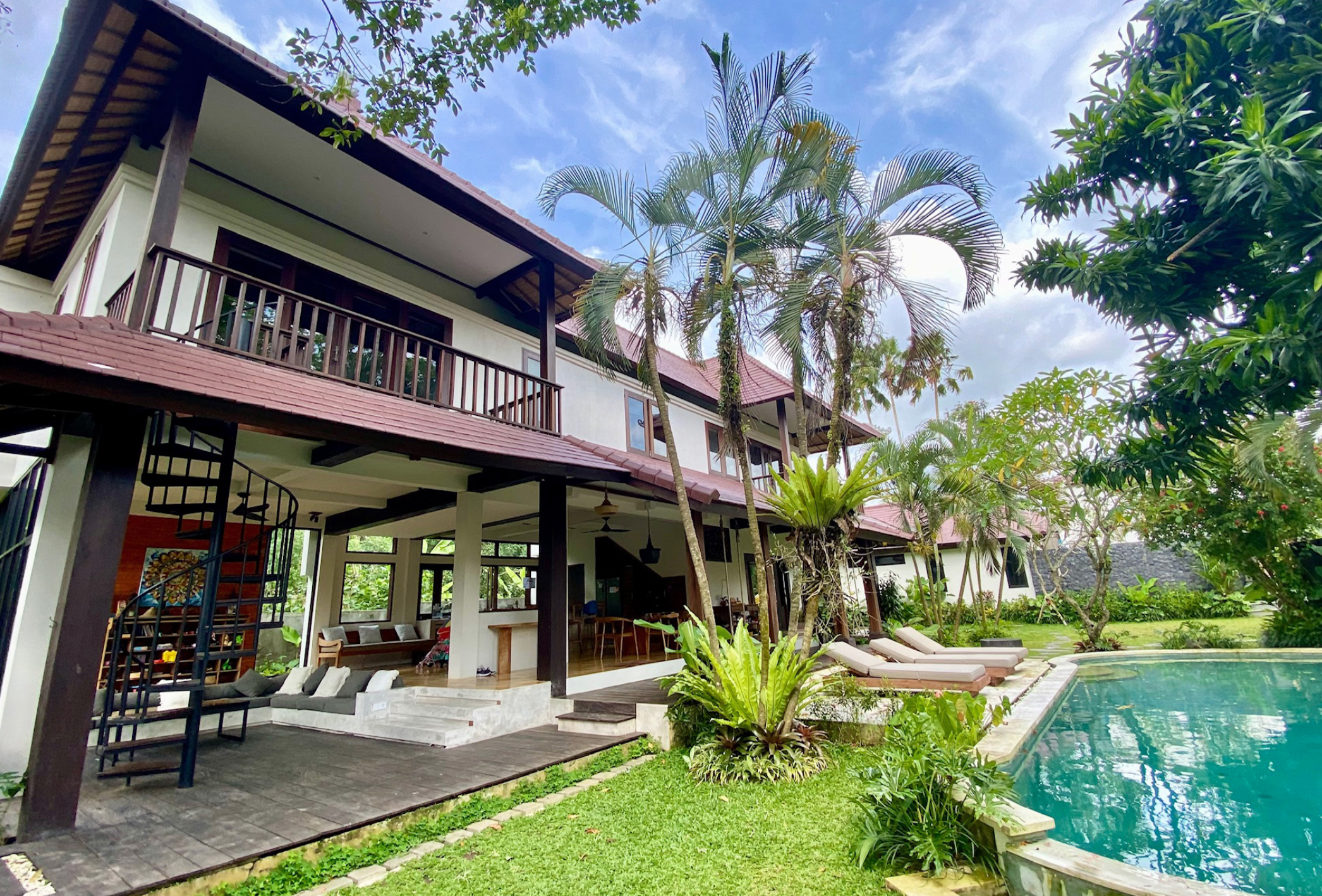 Empat Villa exterior and swimming pool in Ubud Bali