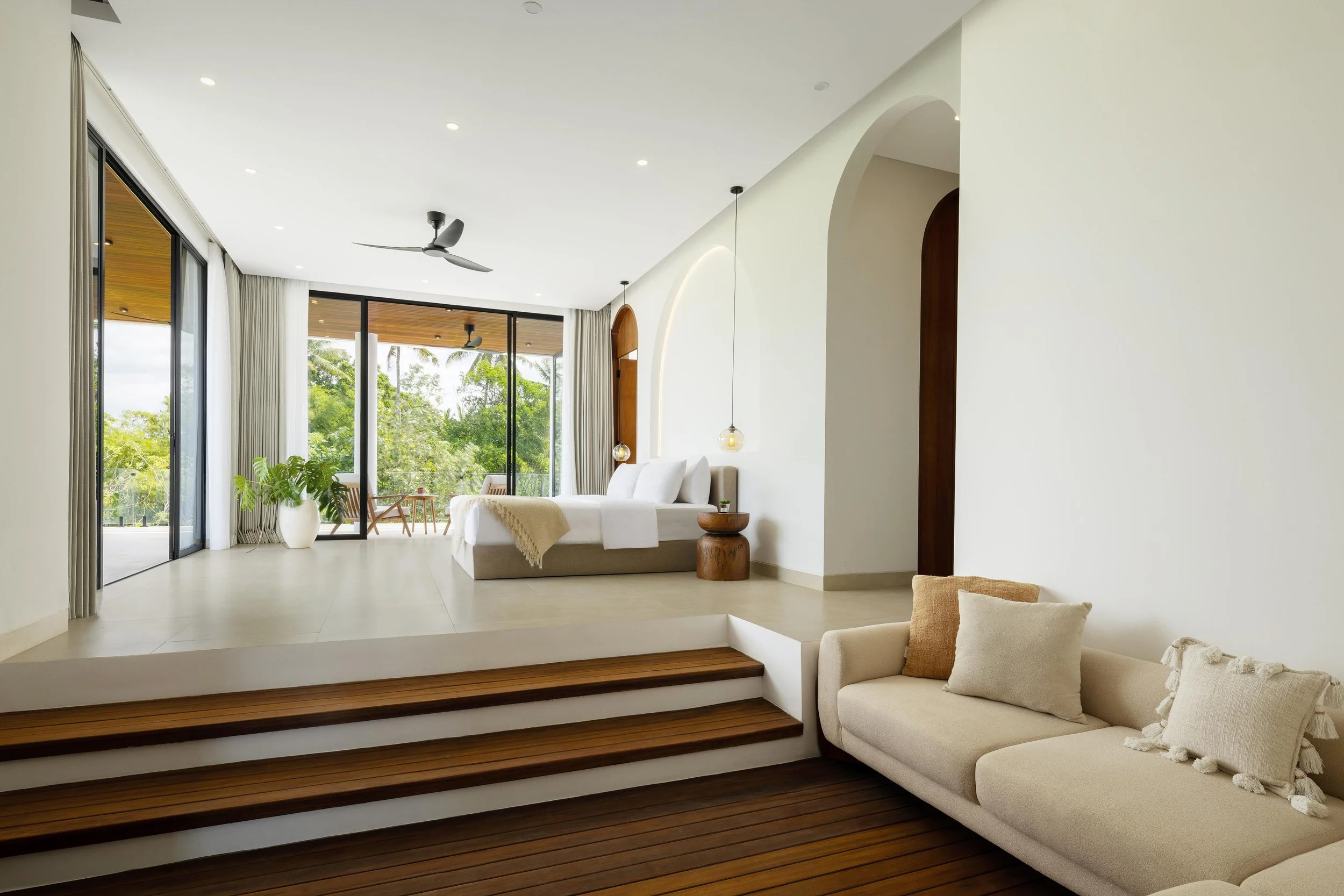 KIWI Villas master bedroom in Ubud