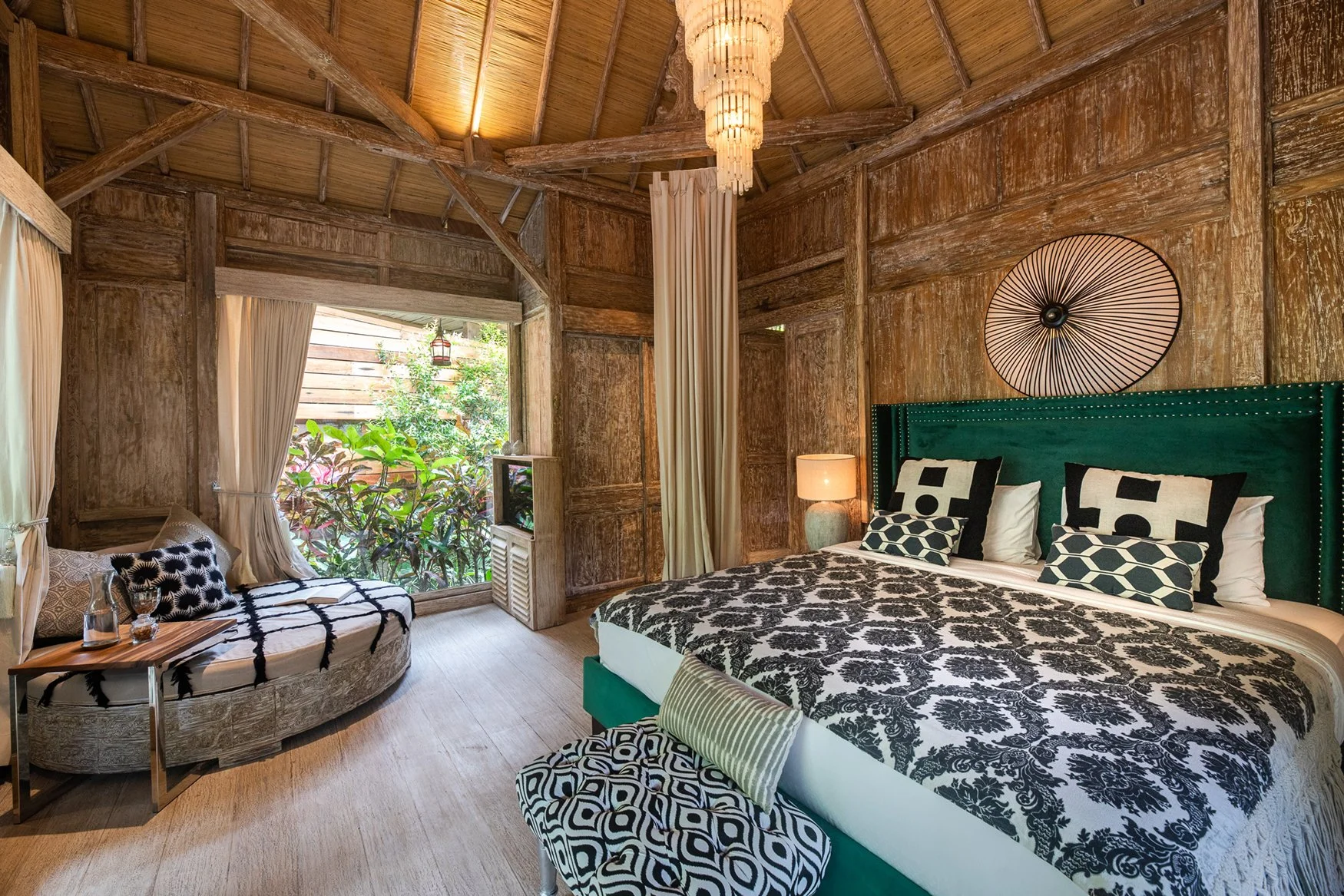 bungalow3 (13)Low.jpg