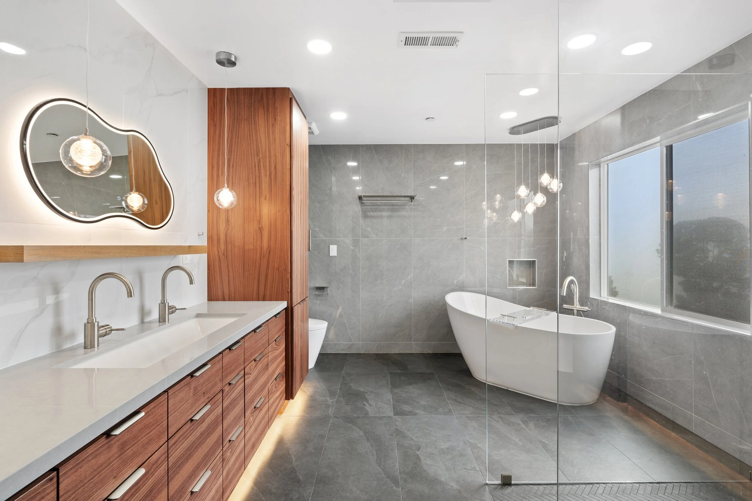 Modern Luxury Bathroom Remodel Photography – Oakland, CA