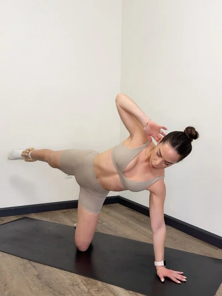 Ab Routine🔥

Strap on my ankle weights and give this routine a go ✨

12 reps per move. Repeat 2X! 

For the live class schedule &amp; on-demand library click the link in my bio 💕