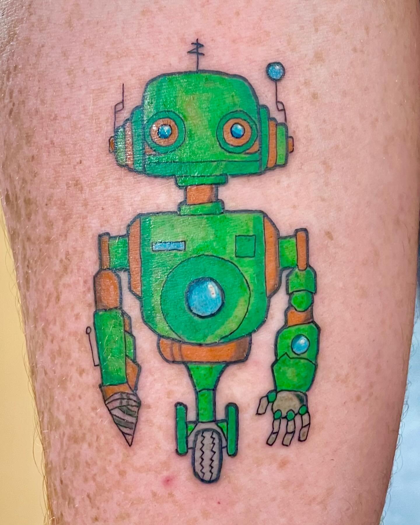 What fun pieces! Thanks Steven and Kari for hanging out while we worked on some fun nerdy tattoos! 

#tattoo #utahtattoo #alohatattoos #nerdytattoos #spreadthealoha #robot #rocky