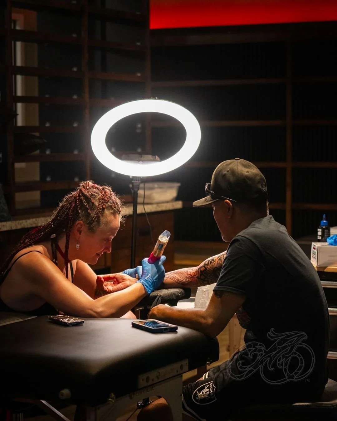 🌙 Aloha After Dark…Where the hum of the machine meets the rhythm of creation.
.
Annalee, one of our resident artists, putting in work on night two with this amazing client—because sometimes the best tattoos happen when the world slows d