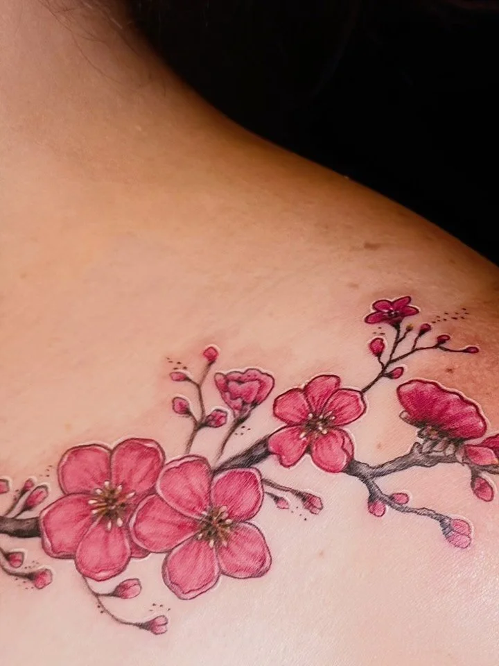 Shoutout to our artist Paul! He loves working with color so if you’re looking for something vibrant and amazing, go check him out! @paul_tattoo.art
.
.
.
.
#alohatattoos #slctattoo #cherryblossomtattoo #colortattoo #floraltattoo #utahtattoo #u