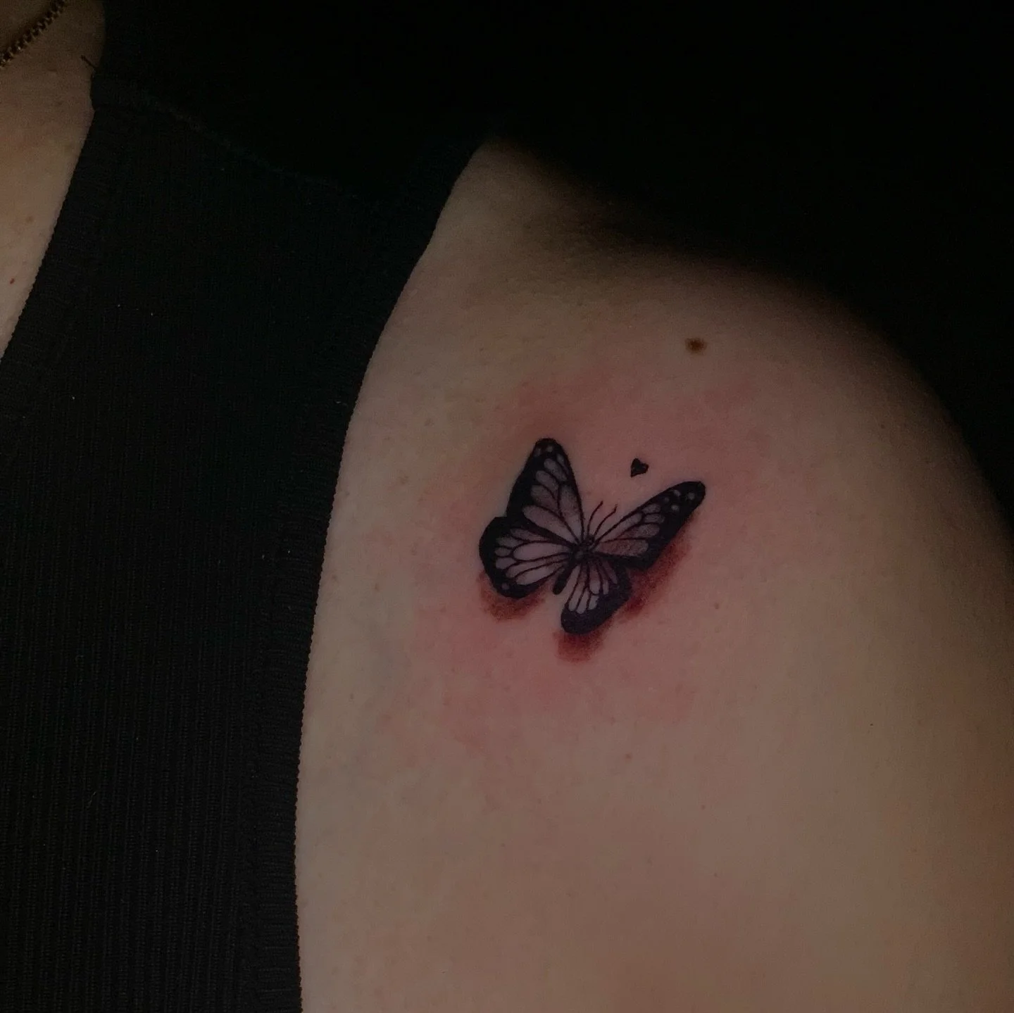 Recent Small Work🤏🏼 |  Line Work➿

Looking to get something small? We can work with you on getting it done good and detailed ✨🤩

DM To Book❗️🌴

#smalltattoos #saltlakecity #alohastattoo #lineworktattoo #justgetthetattoo #tattoed #cutetattoo #801t