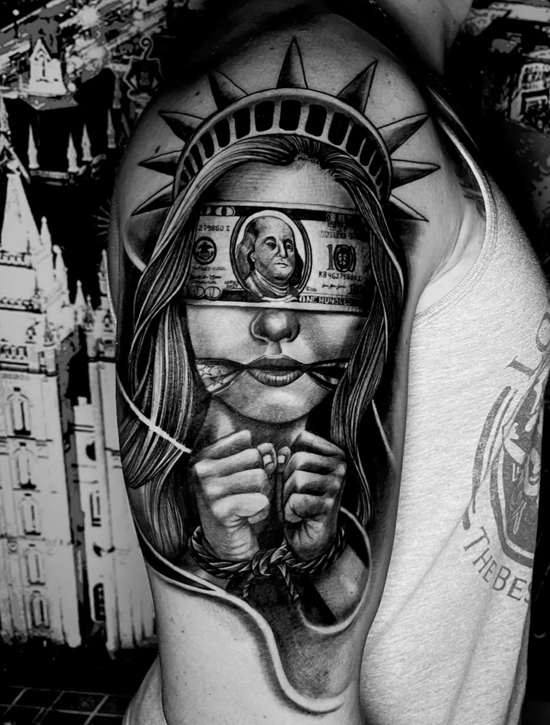 Very Amazing Detailed Project done by Lalo @deadsoul.ink check our his page and show some love🤙🏼🫶🏻

Don&rsquo;t wait no more and come in and book for your next big project💯🌴

#tattooart #saltlakecity #alohatattoos #explorepage✨ #801tattoos #vir