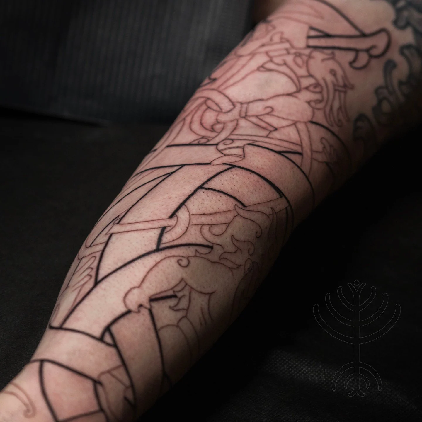 Jon @alohasaltlaketattoos has been busy cooking up the Nordic Tattoo designs. Did you know that people travel to our shop from around the world to get tattooed by Jon?
.
.
It turns out there are not many people in North America that can draw this sty