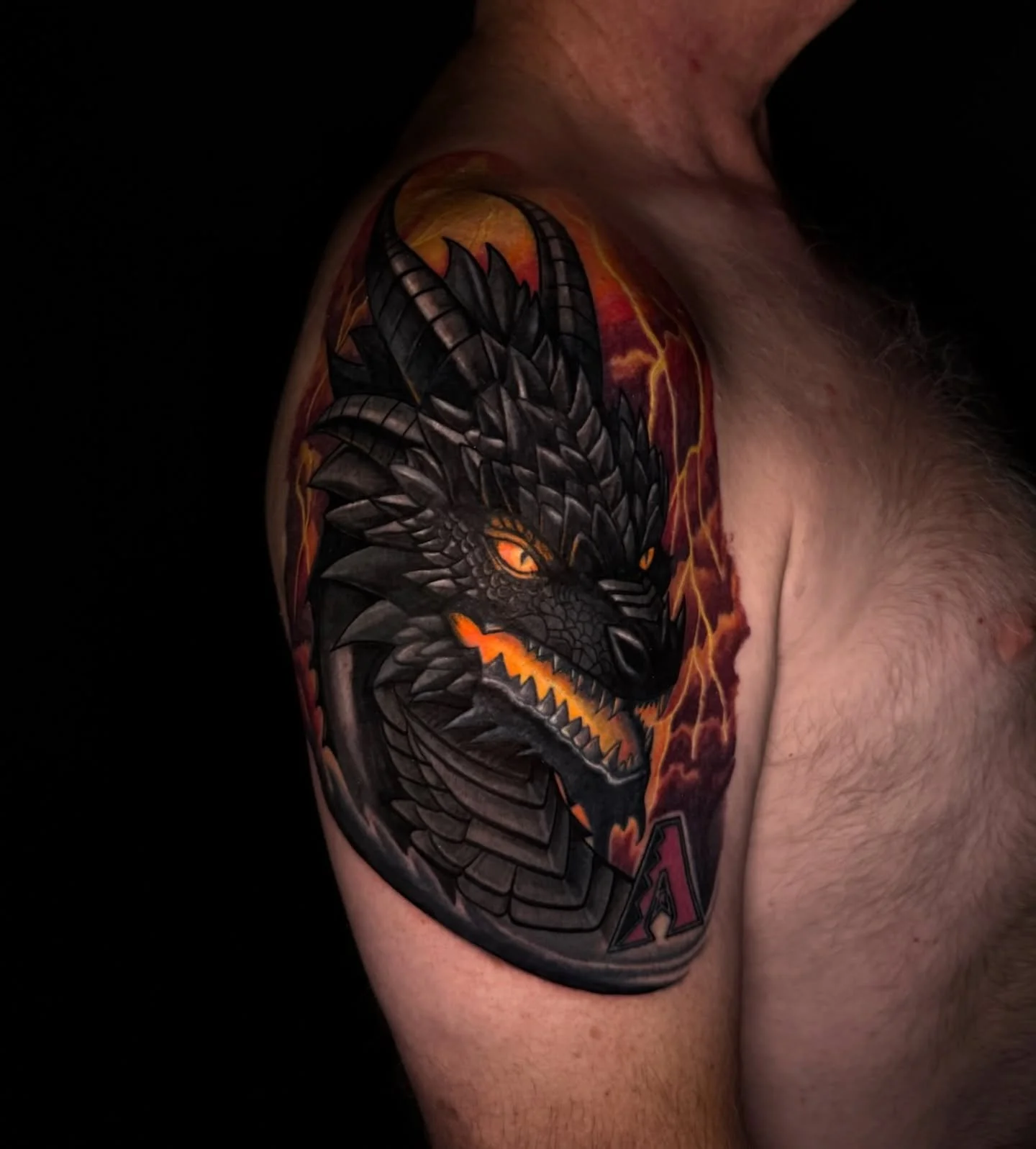 Dragon shoulder tattoo 👀
-
-Artist: @deadsoul.ink 
-Aloha Tattoos🌺📍
-Walk ins welcome everyday✨
-
-
#alohasaltlake #dragontattoo #alohaisallyouneed #saltlaketattooartist #saltlakecitytattoo