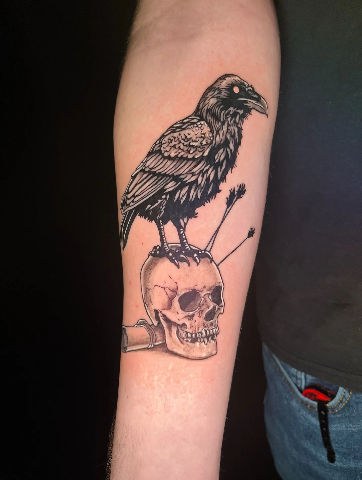 Mother &amp; Son Raven on top of a skull tattoo design🤩💀🐦&zwj;⬛
-
-Artist: @shaman_ink_ 🩶
-Aloha Tattoos📍🌺
-Walk ins welcome everyday✨
-
-
-
-
#raventattoo #skulltattoo #blackandgraytattoos #saltlaketattooartist #motherandsontattoo