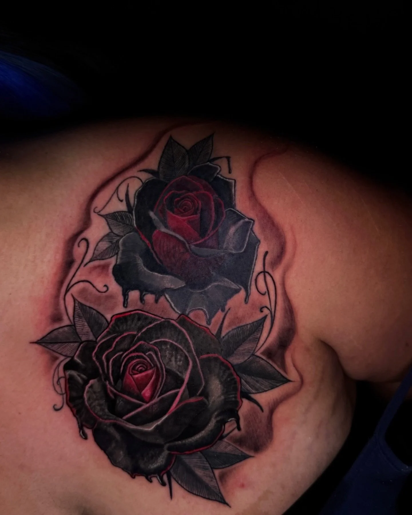 Black roses with a red touch🖤🥀
-
- Artist: @deadsoul.ink 🔥
- Aloha Tattoos 🌺📍 
- Walk ins welcome everyday ✨
-
-
-
-
-
#rosestattoos #blackandcolortattoos #blackandgreytattoos #blackandgreytattooartists #saltlakecitytattoo