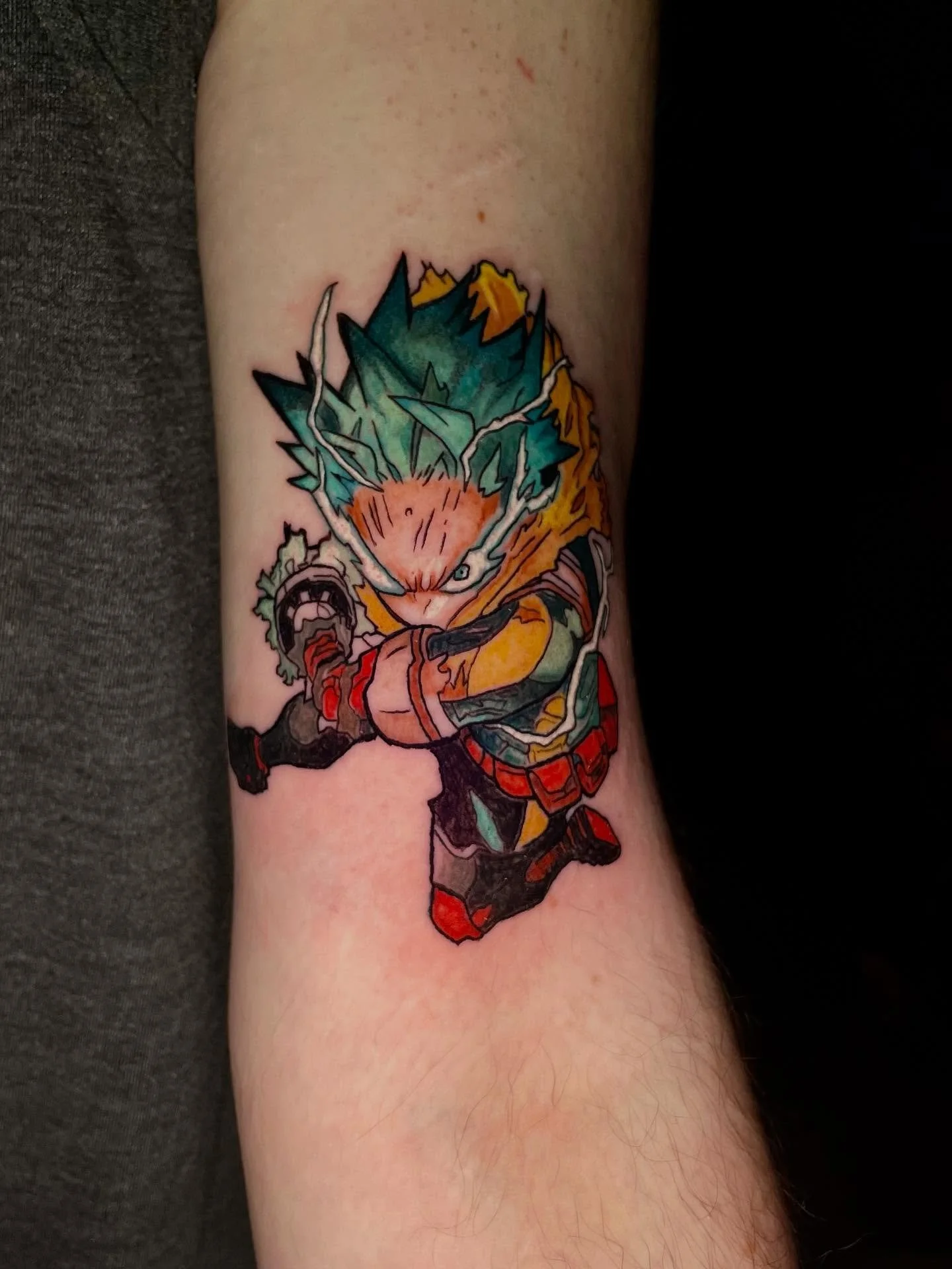 Got to do my first Deku tattoo! My Hero Academia is my all time favorite anime, and a huge thanks to my client Kyle for the trust and coming to me for this piece!

One day I hope to do a mass project of every classmate bust from class 1A. Then having