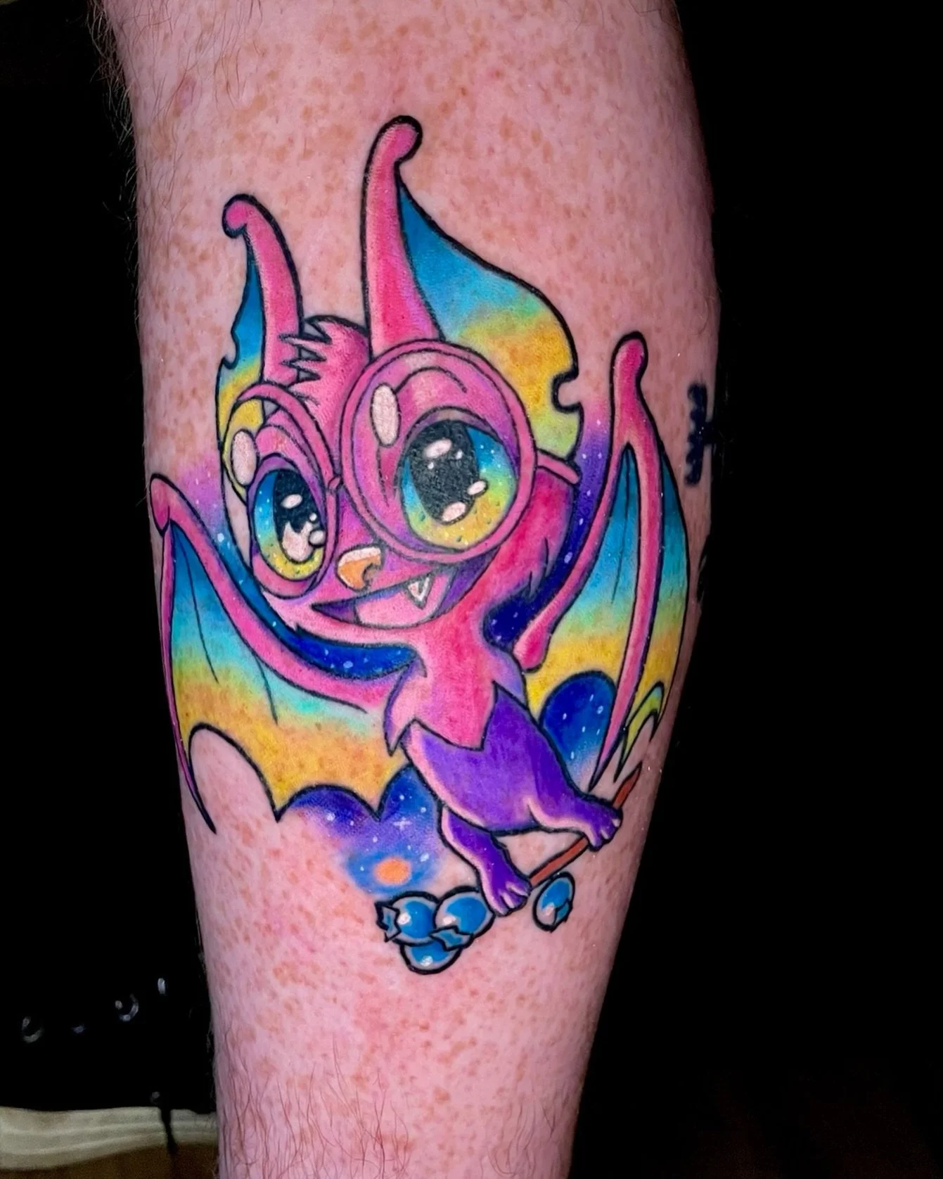 Colorful New-school Bat😍🦇
-
- Artist: @kevant13 🔥
- Aloha Tattoos📍🌺
- Walk ins welcome daily! ✨
- 
-
-
-
-
#colortattooartist #saltlaketattooartist #cartoontattoo #newschooltattoos #battattoos