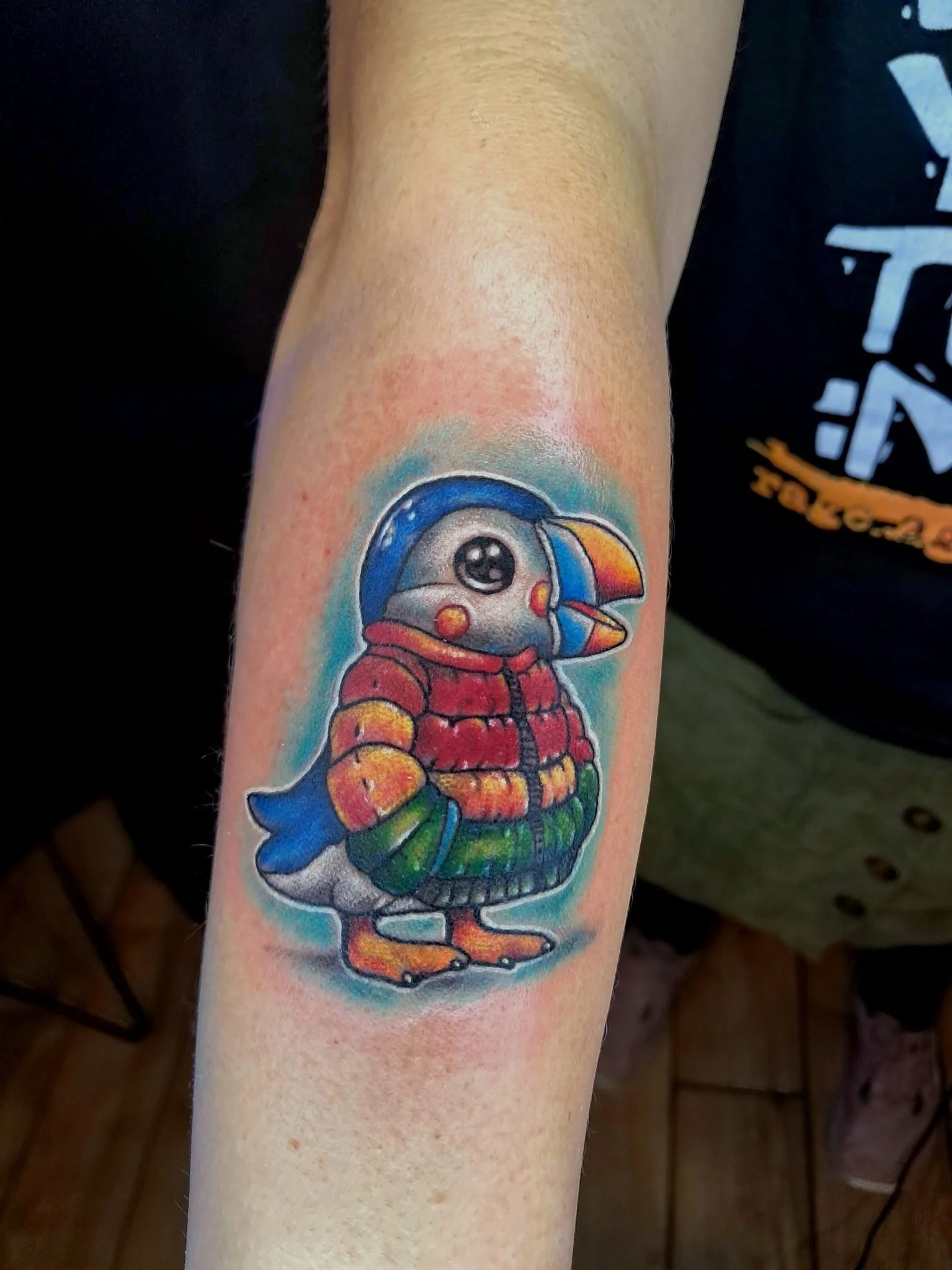Our client Bri comes in and gets unique colorful designs with our artist Paul. 
-swipe to see more designs she has gotten- 
She plans on getting more within time✨we appreciate our returning clients @Aloha 🥰
-
-Artist: @paul_tattoo.art 🎨
-Aloha Tatt