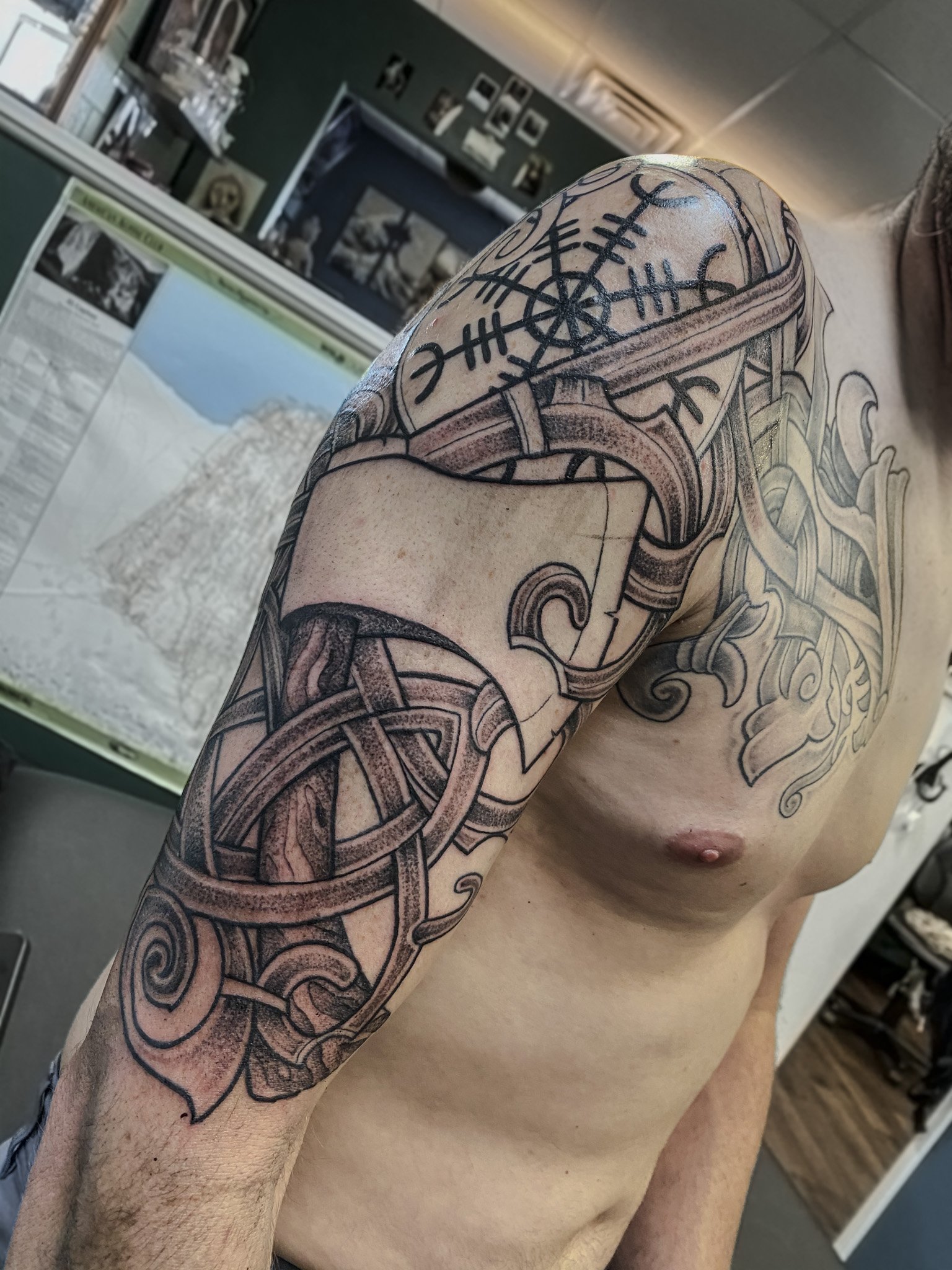 Aloha Tattoos Jon Poulson-01.jpg
