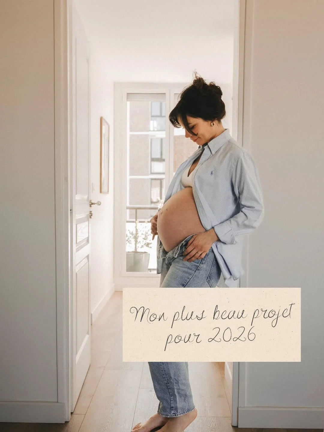 Mon plus beau projet pour 2026 🤍

Un projet qui ne se signe pas.
Qui ne se n&eacute;gocie pas.
Et qui, pour la deuxi&egrave;me fois de ma vie, vient bouleverser tout le reste.

Dans quelques jours, je vais accueillir mon deuxi&egrave;me enfant et m&