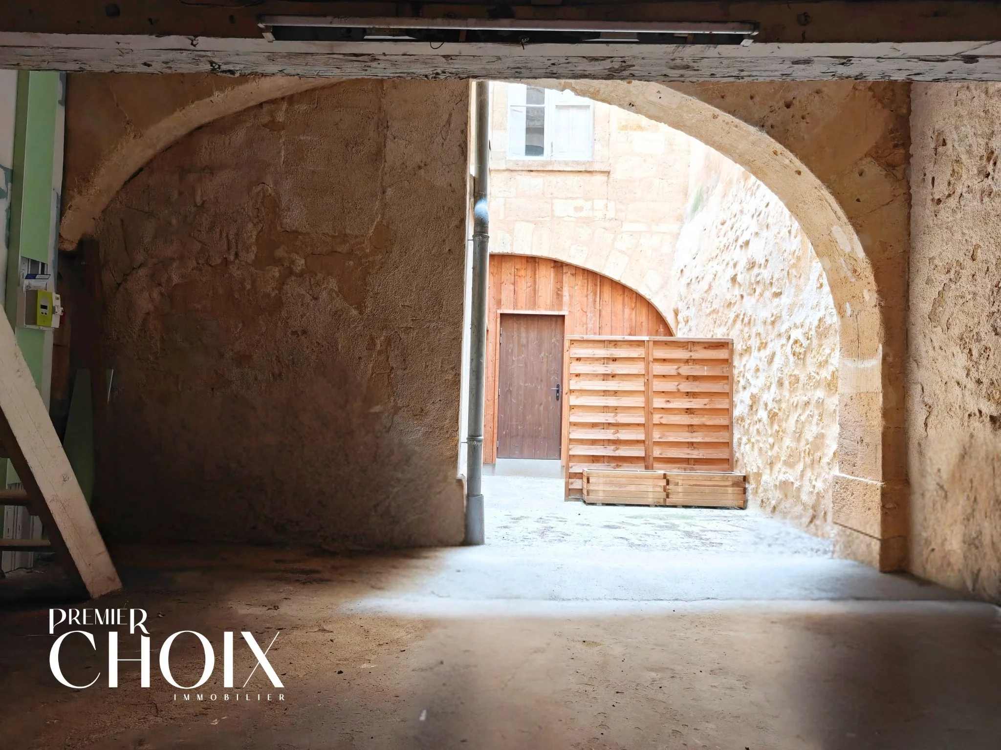 Studio 26 m² Bordeaux Centre ⎼ 82 000€