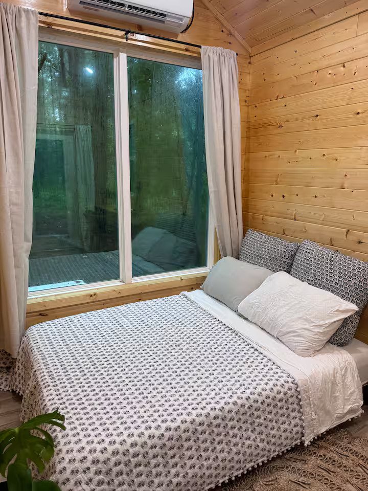 bed.jpg