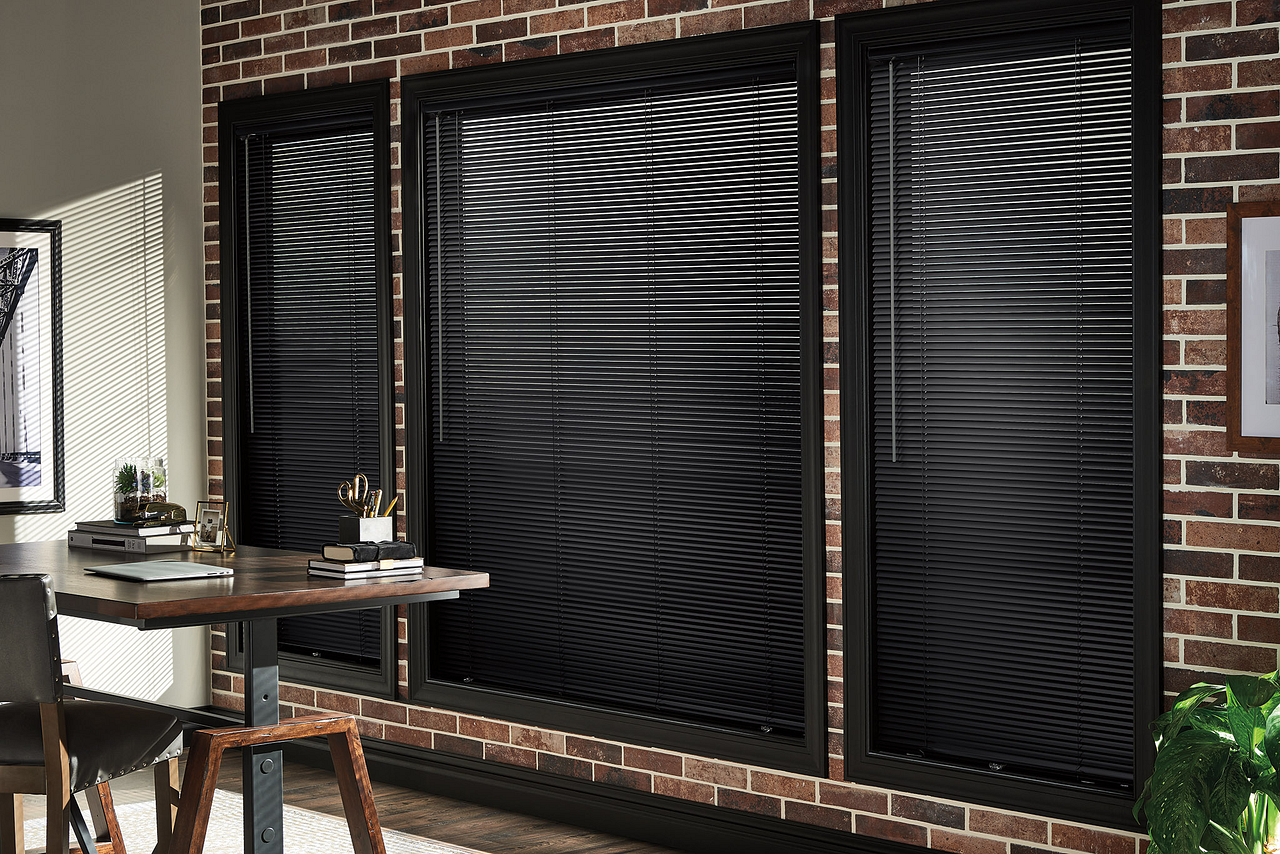 Horizontal Aluminum Blinds by Graber - Grizzly Window Treatments.png