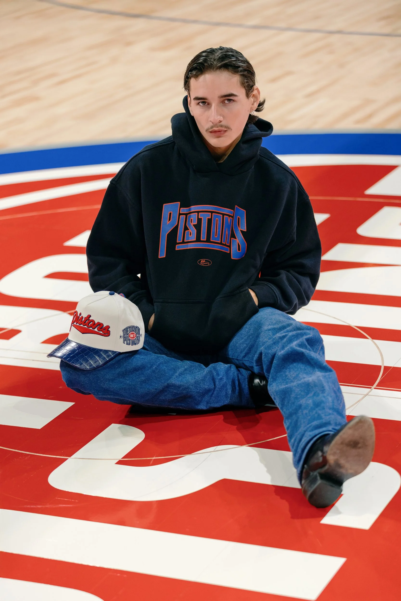 KiwiClo Pistons Shirt