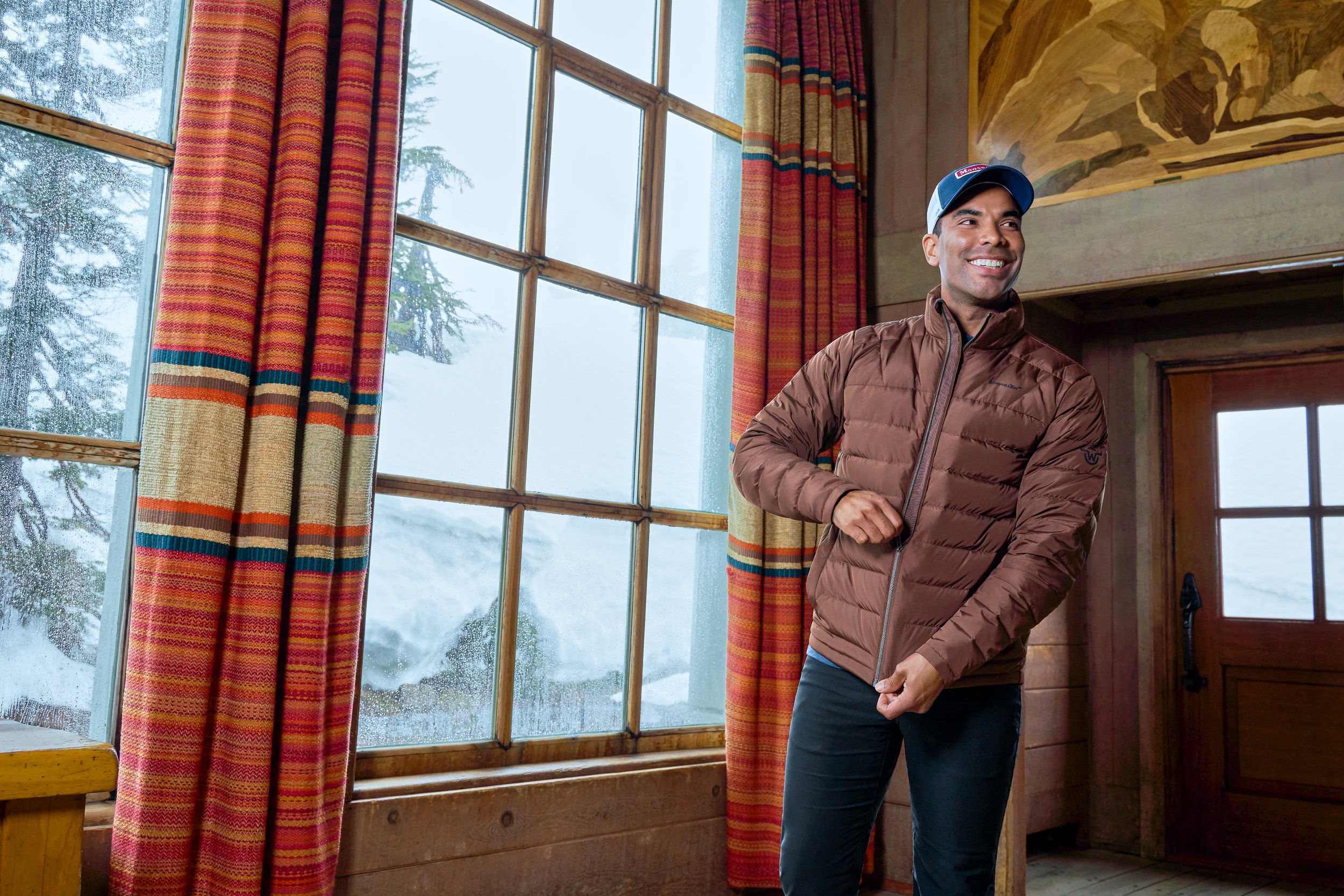 Men's Moosejaw Outerwear Jacket Timberline Lodge.