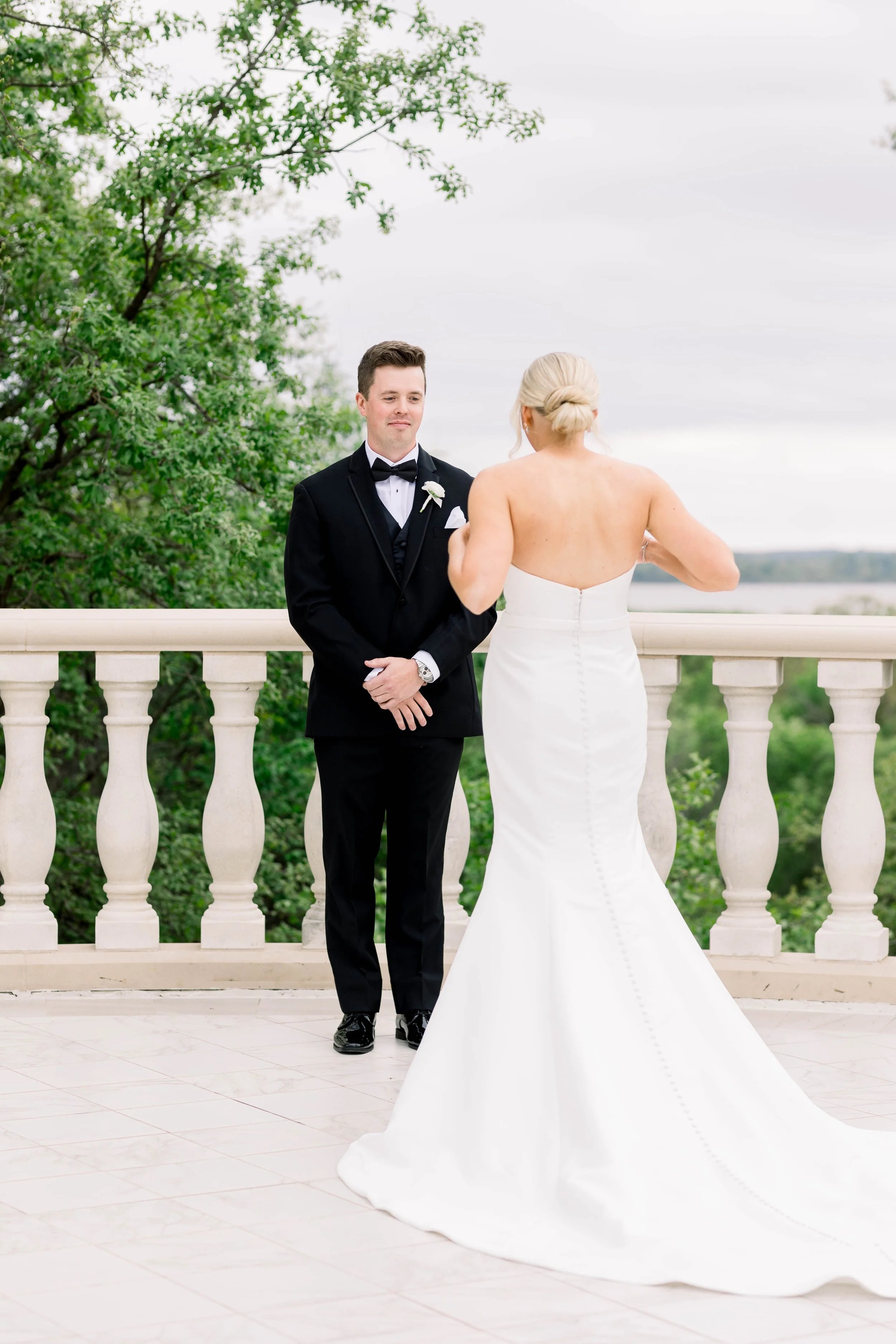 Christian and Courtney_First Looks-55.jpg