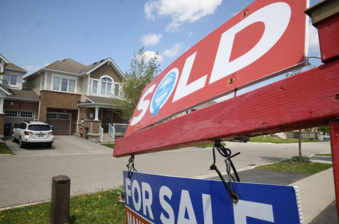 Fixed Rates Ease While Variable Borrowers Wait: What It Means for Your Mortgage Strategy
