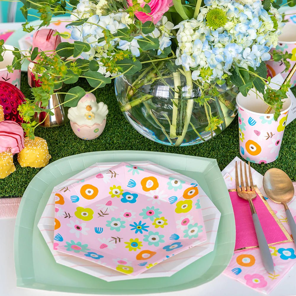 Daydream-Society-Flora-Napkin-Styled_1000x_0a3b6c6f-ed59-4b9d-842b-14f96e0736f6_1800x1800.webp.jpeg