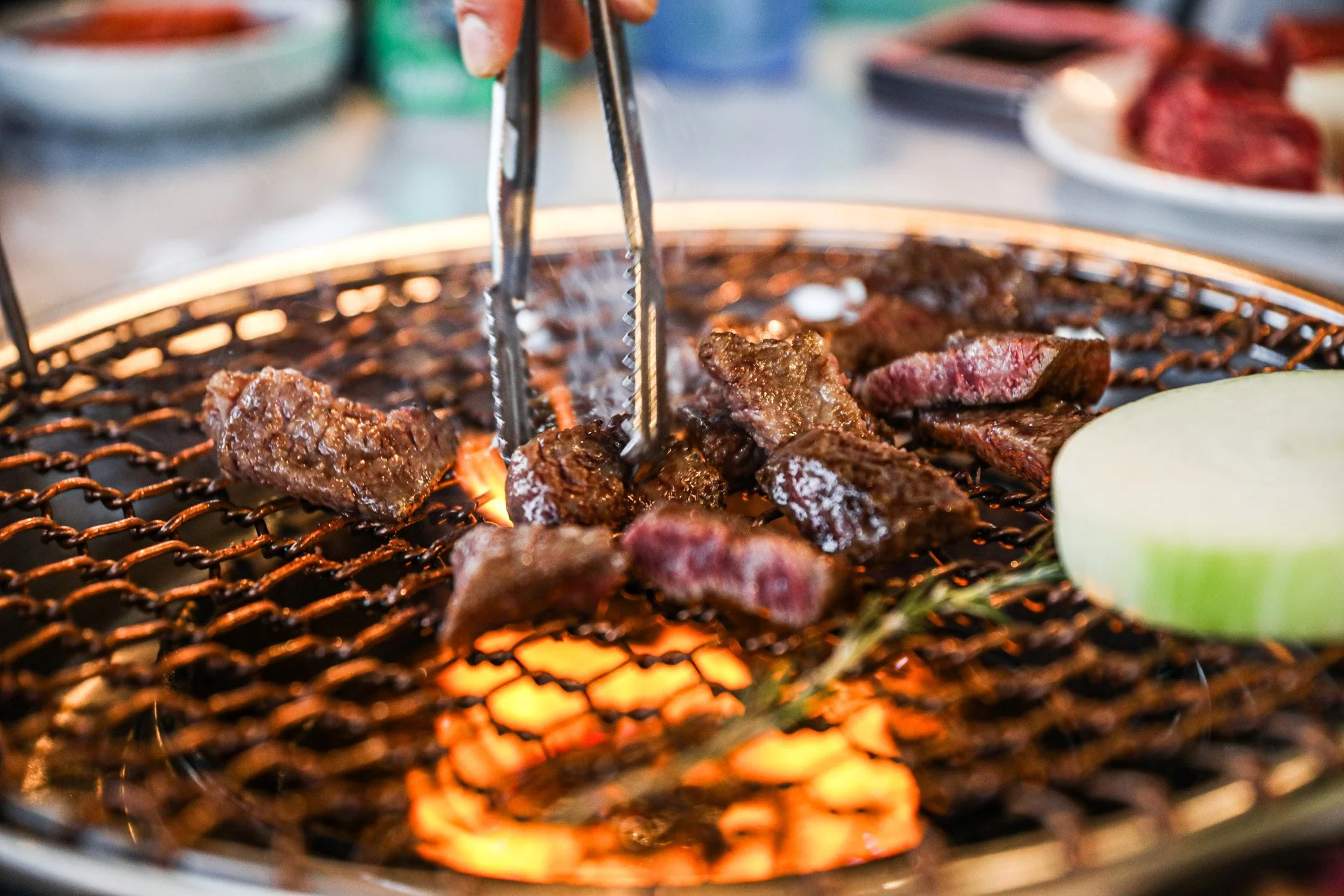 Ribs&Co_Dining_002.jpg