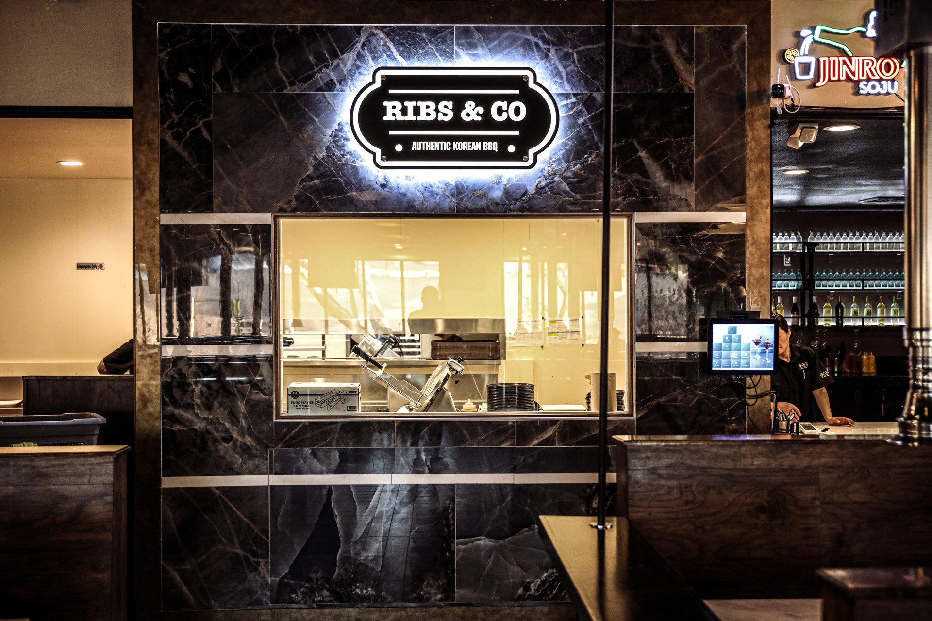 Ribs&Co_Interior_v2_002.jpg