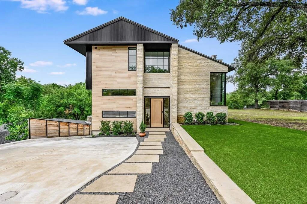 2615 Pembrook Trl
