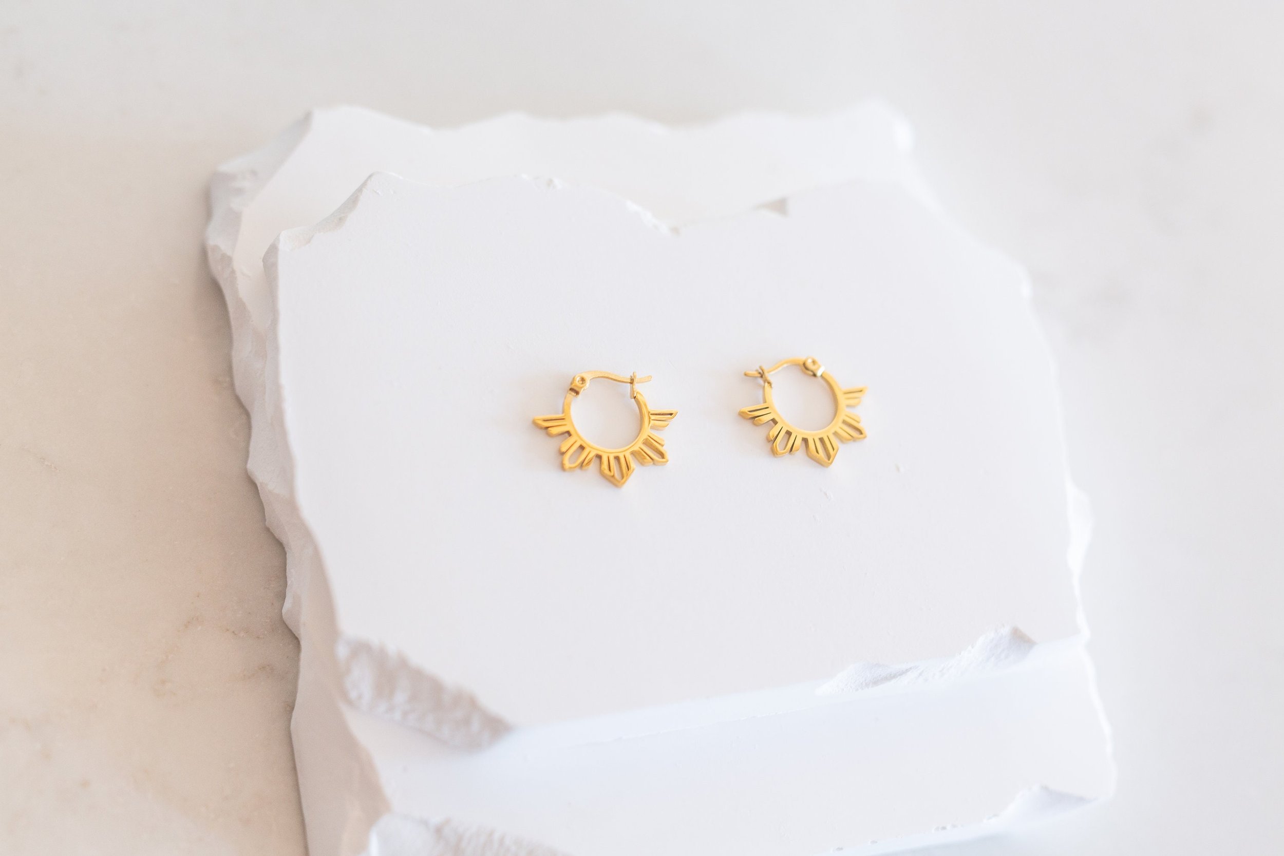 https://i.etsystatic.com/26561053/r/il/fef039/5845617929/il_fullxfull.5845617929_mcz1.jpg