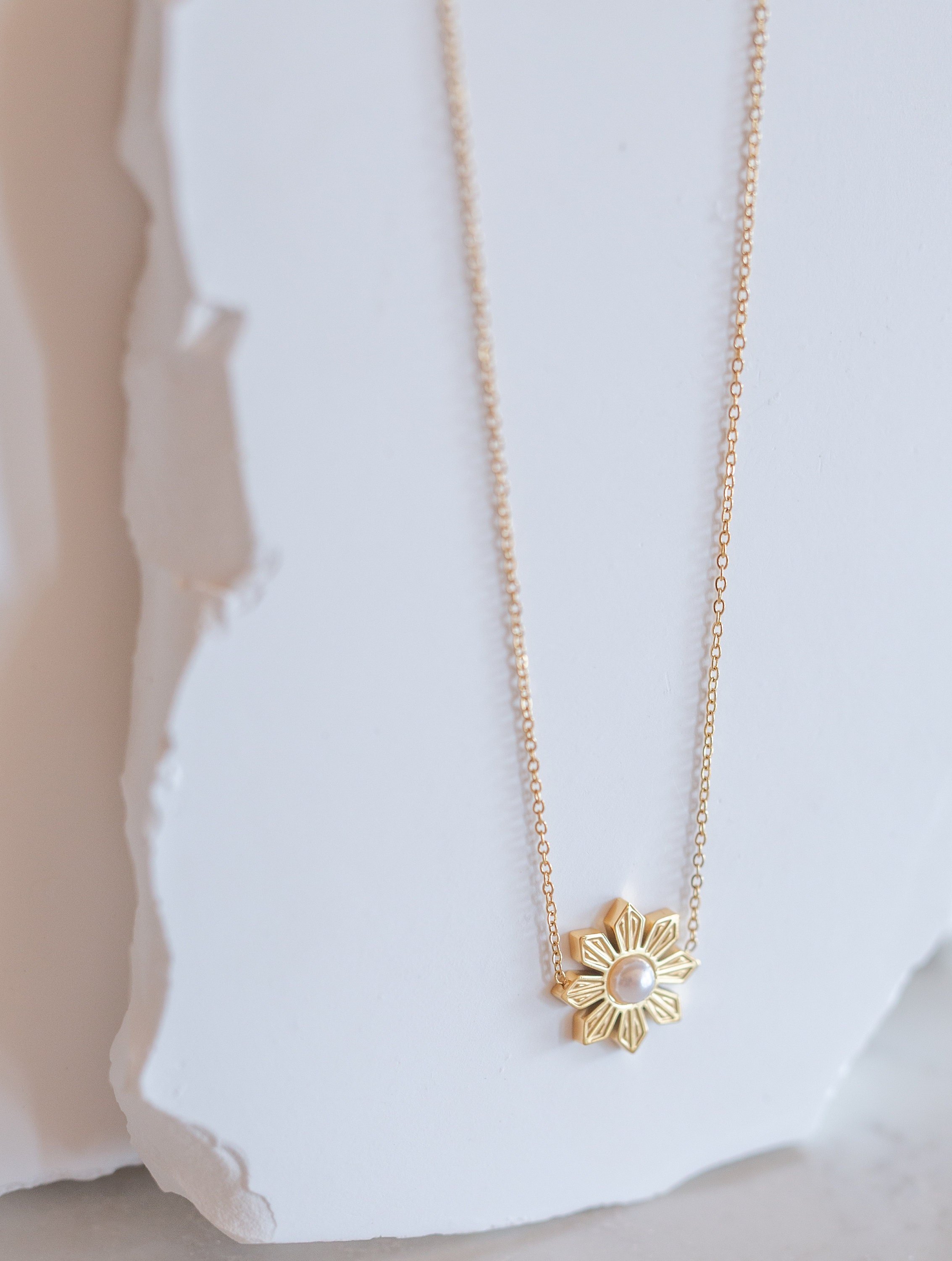 https://i.etsystatic.com/26561053/r/il/d4c7ae/5845642289/il_fullxfull.5845642289_nnx8.jpg