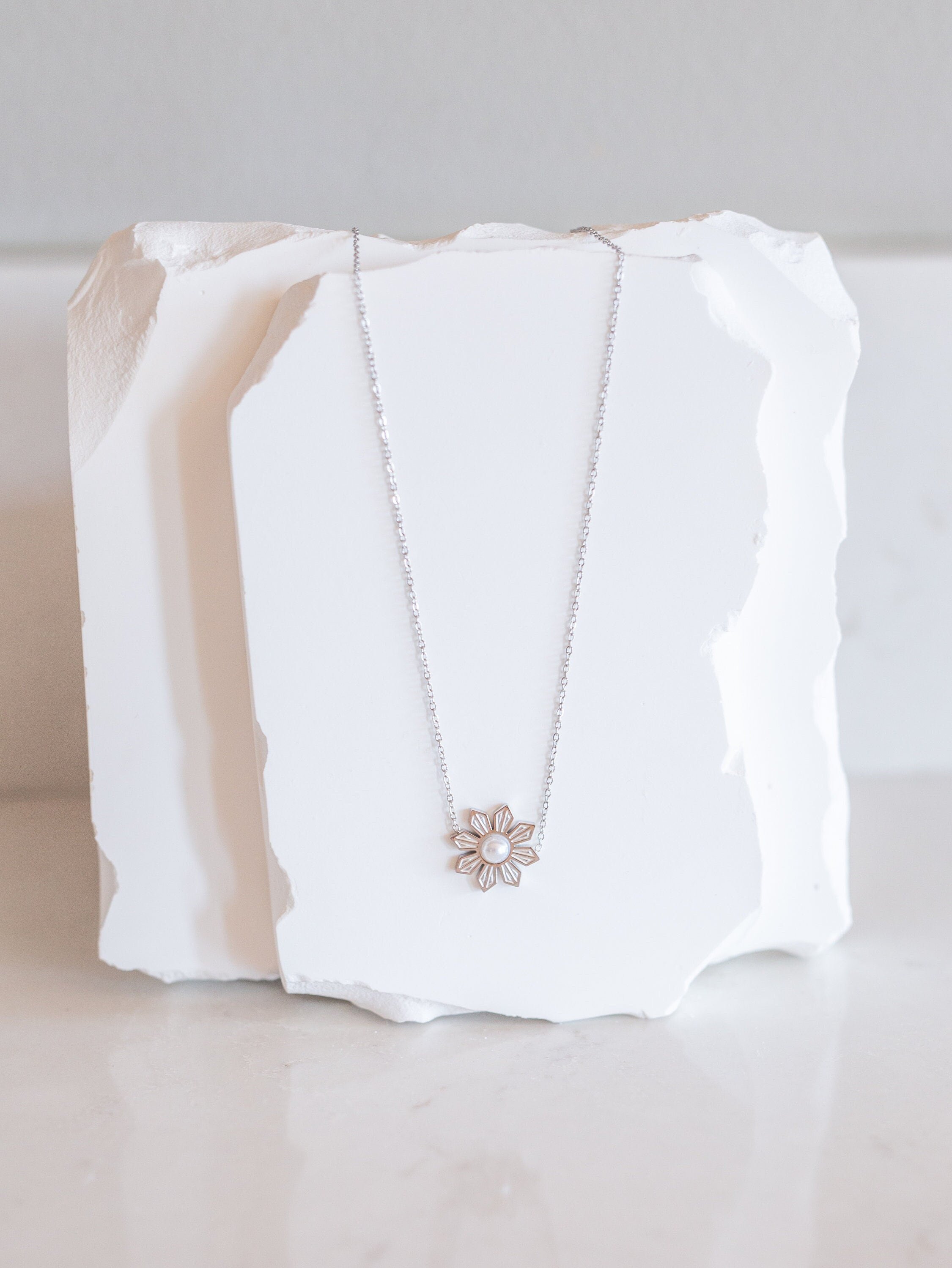 https://i.etsystatic.com/26561053/r/il/f7b91d/5845656465/il_fullxfull.5845656465_2yd8.jpg