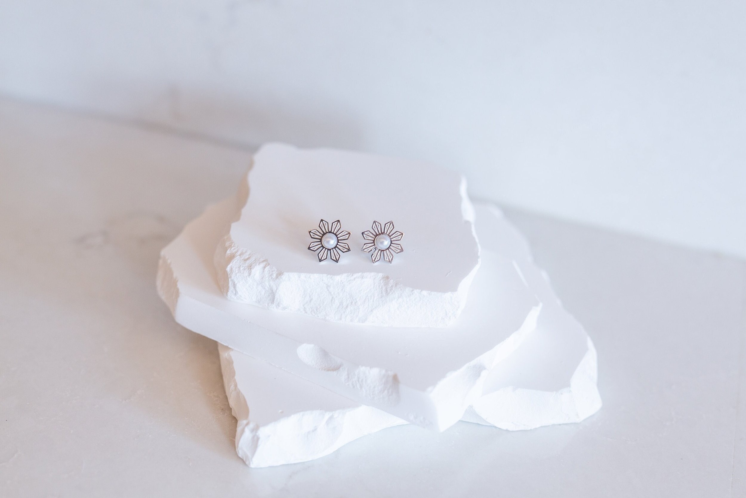 https://i.etsystatic.com/26561053/r/il/d05fa5/5797601790/il_fullxfull.5797601790_d4t2.jpg