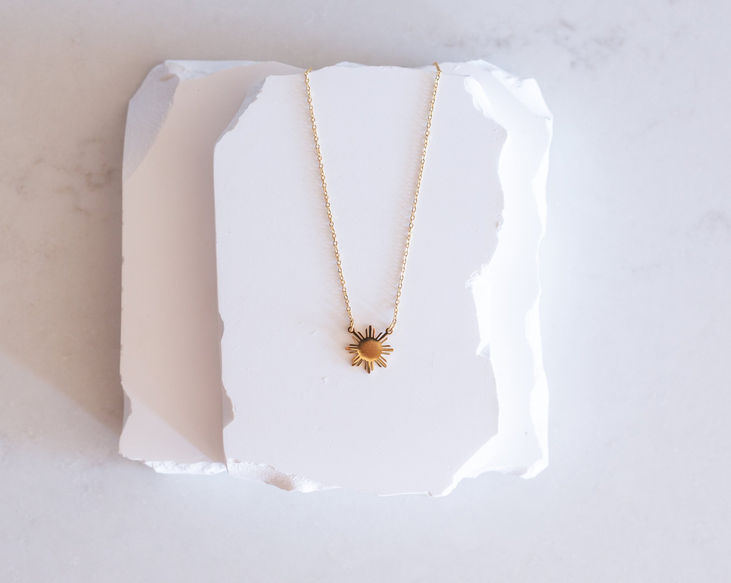 https://i.etsystatic.com/26561053/r/il/b9894e/5845660039/il_fullxfull.5845660039_d2qh.jpg