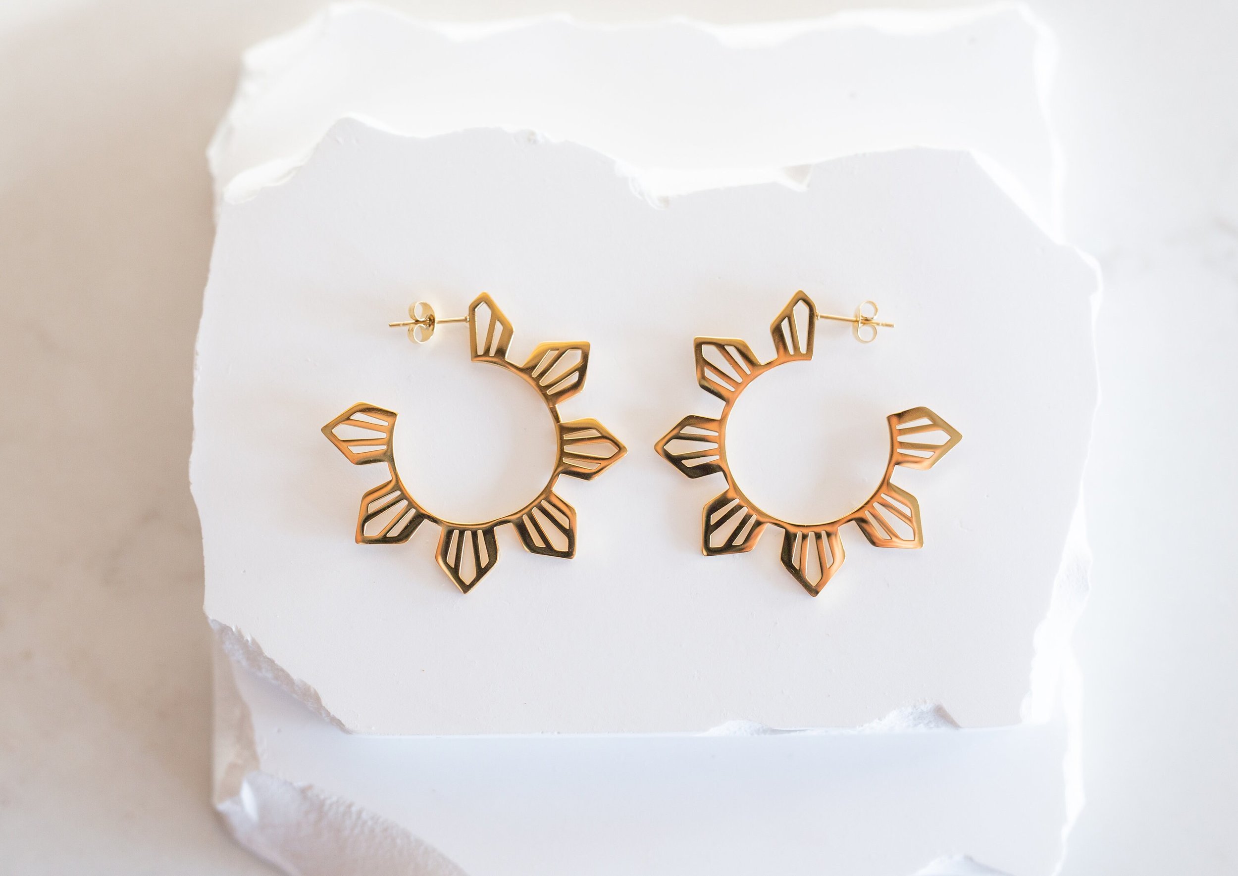 https://i.etsystatic.com/26561053/r/il/21ba06/5845605915/il_fullxfull.5845605915_argv.jpg