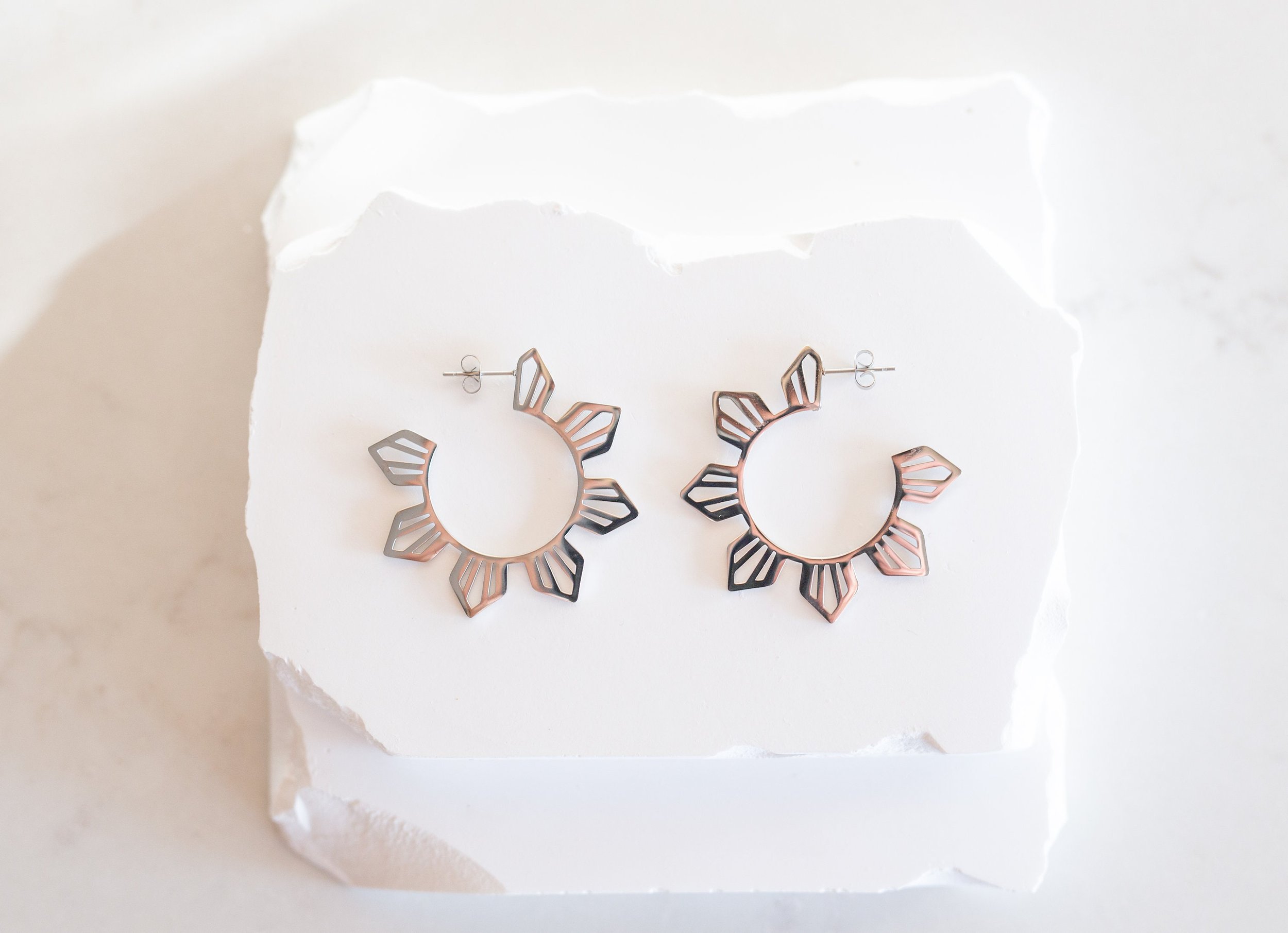 https://i.etsystatic.com/26561053/r/il/031bae/5845609715/il_fullxfull.5845609715_7jsn.jpg