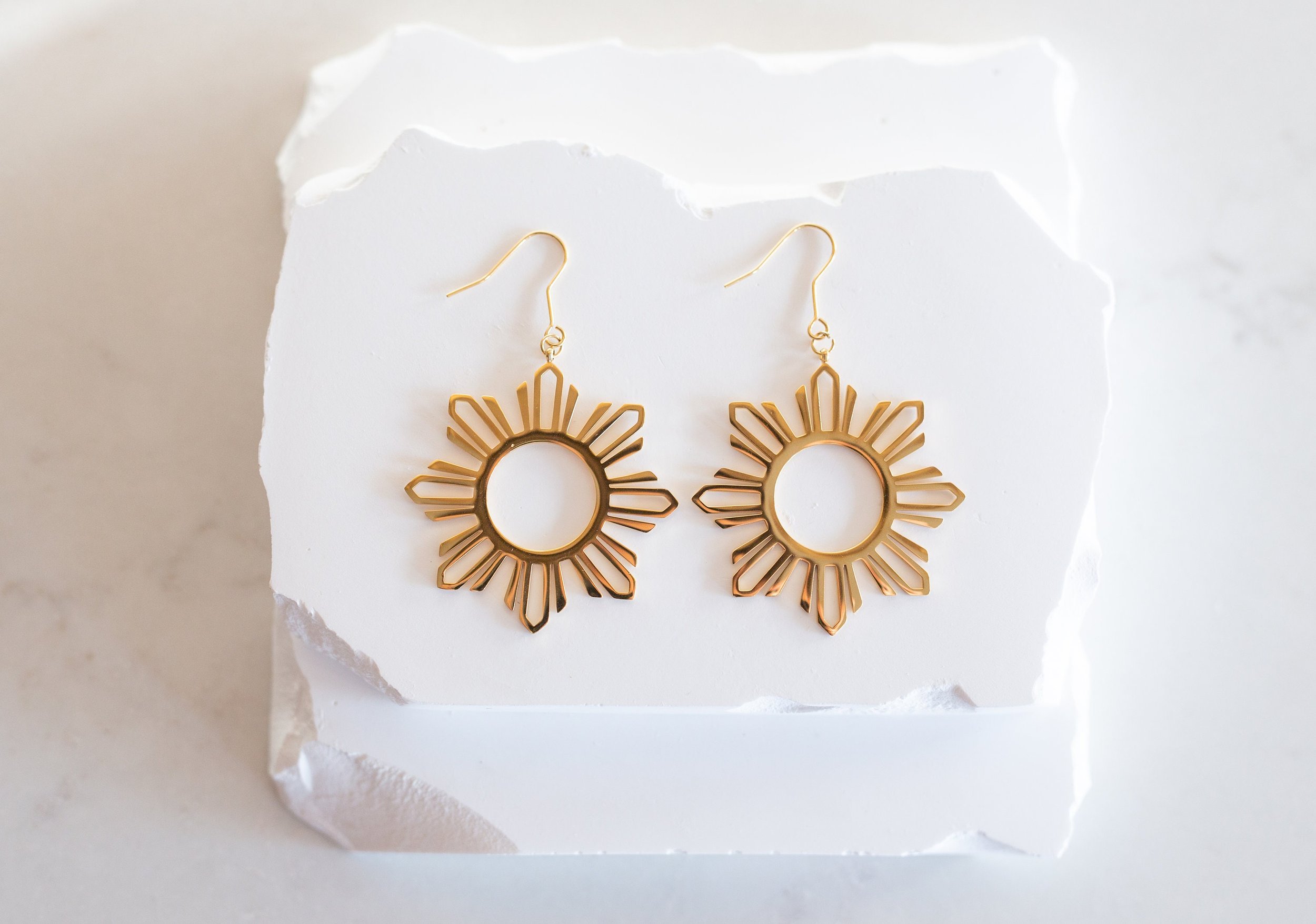 https://i.etsystatic.com/26561053/r/il/391b92/5797526906/il_fullxfull.5797526906_delq.jpg