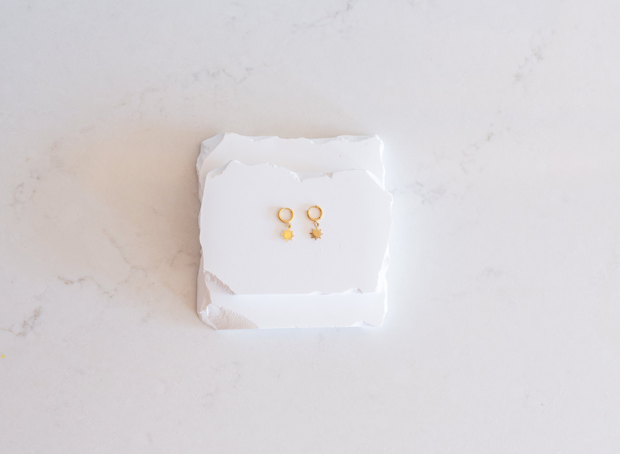 https://i.etsystatic.com/26561053/r/il/9edc62/5797546240/il_fullxfull.5797546240_b0z1.jpg