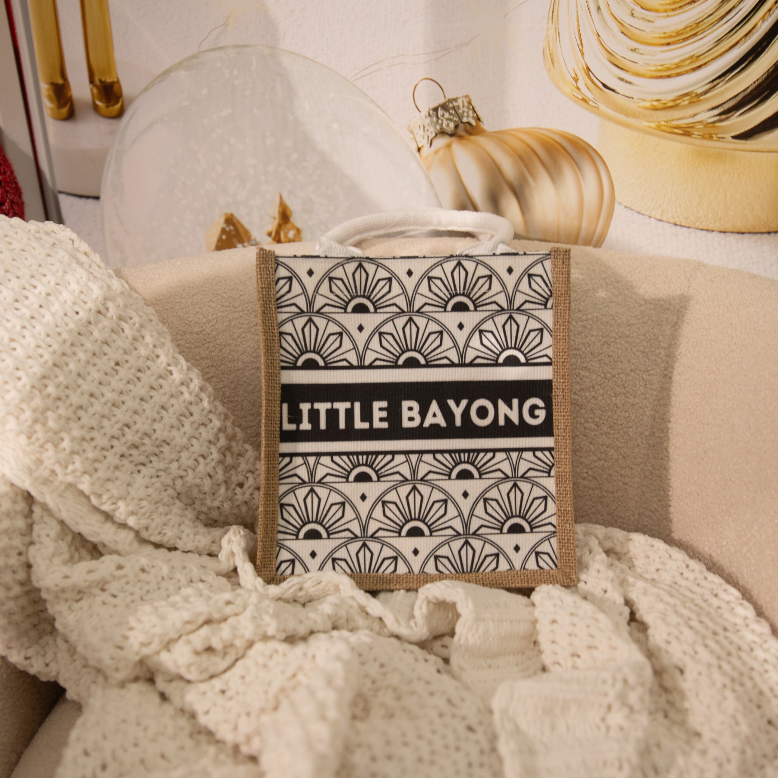 https://i.etsystatic.com/26561053/r/il/1f1980/5481947980/il_fullxfull.5481947980_8ctx.jpg