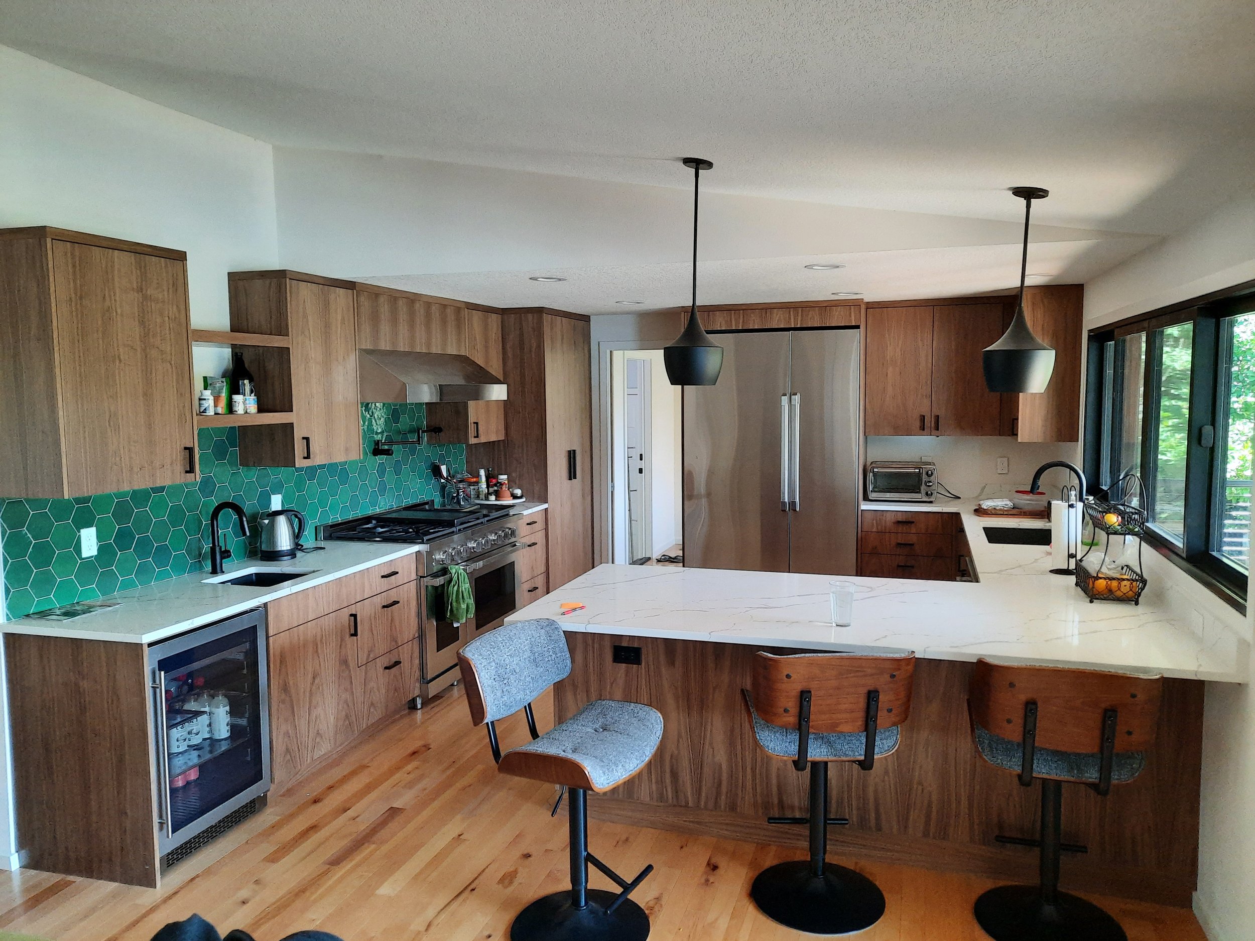 Euro 16 SE Blue Lake kitchen 1.jpg