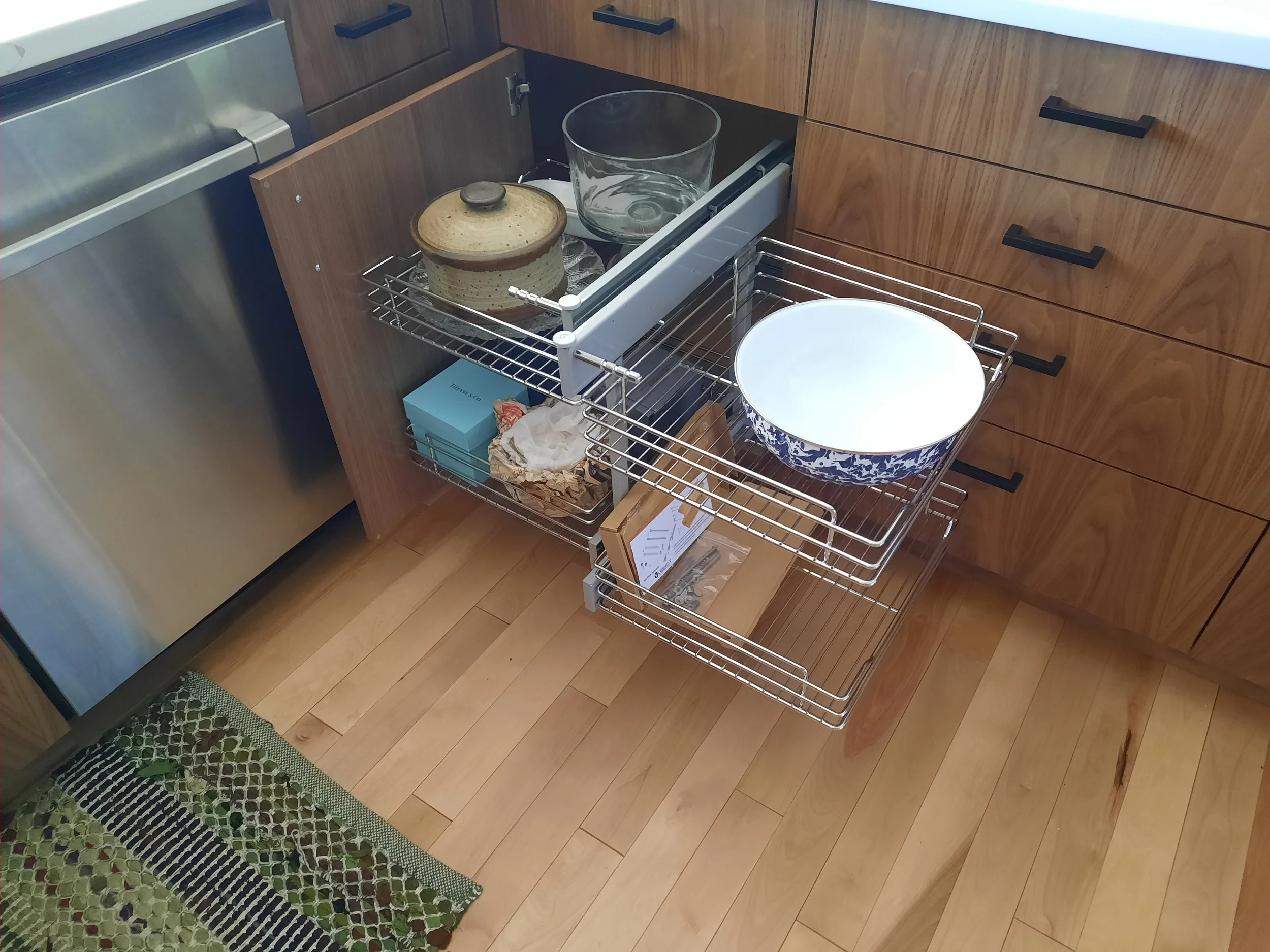 Euro 16 SE Blue Lake kitchen 5.jpg