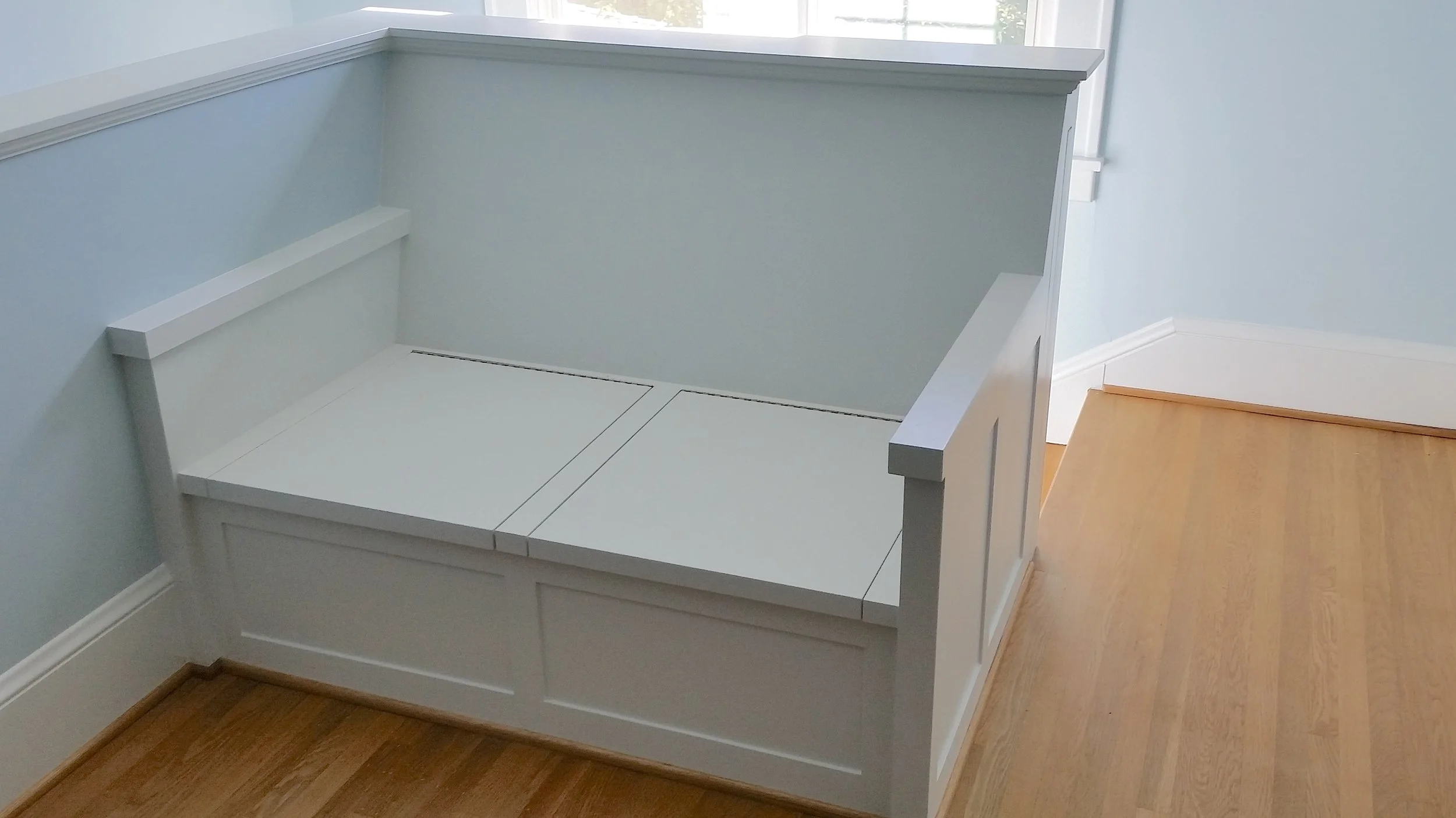 Laurelhurst painted bench seat with gate.jpg