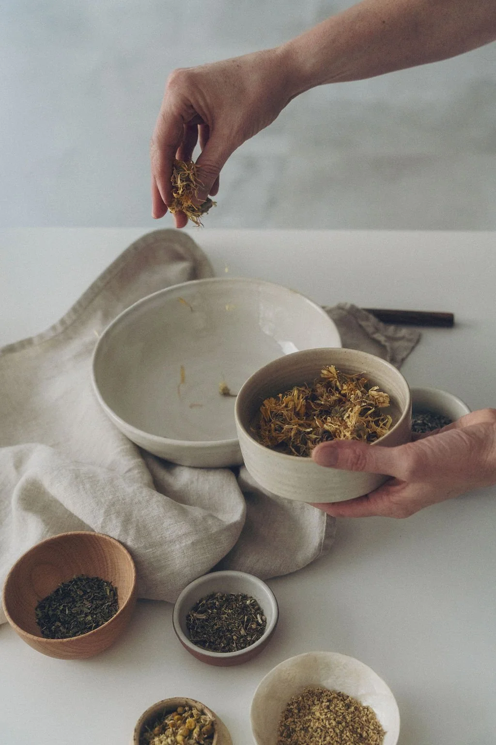 Yoni steam als postpartum behandeling ter ondersteuning van fysiek en emotioneel herstel in de kraamtijd