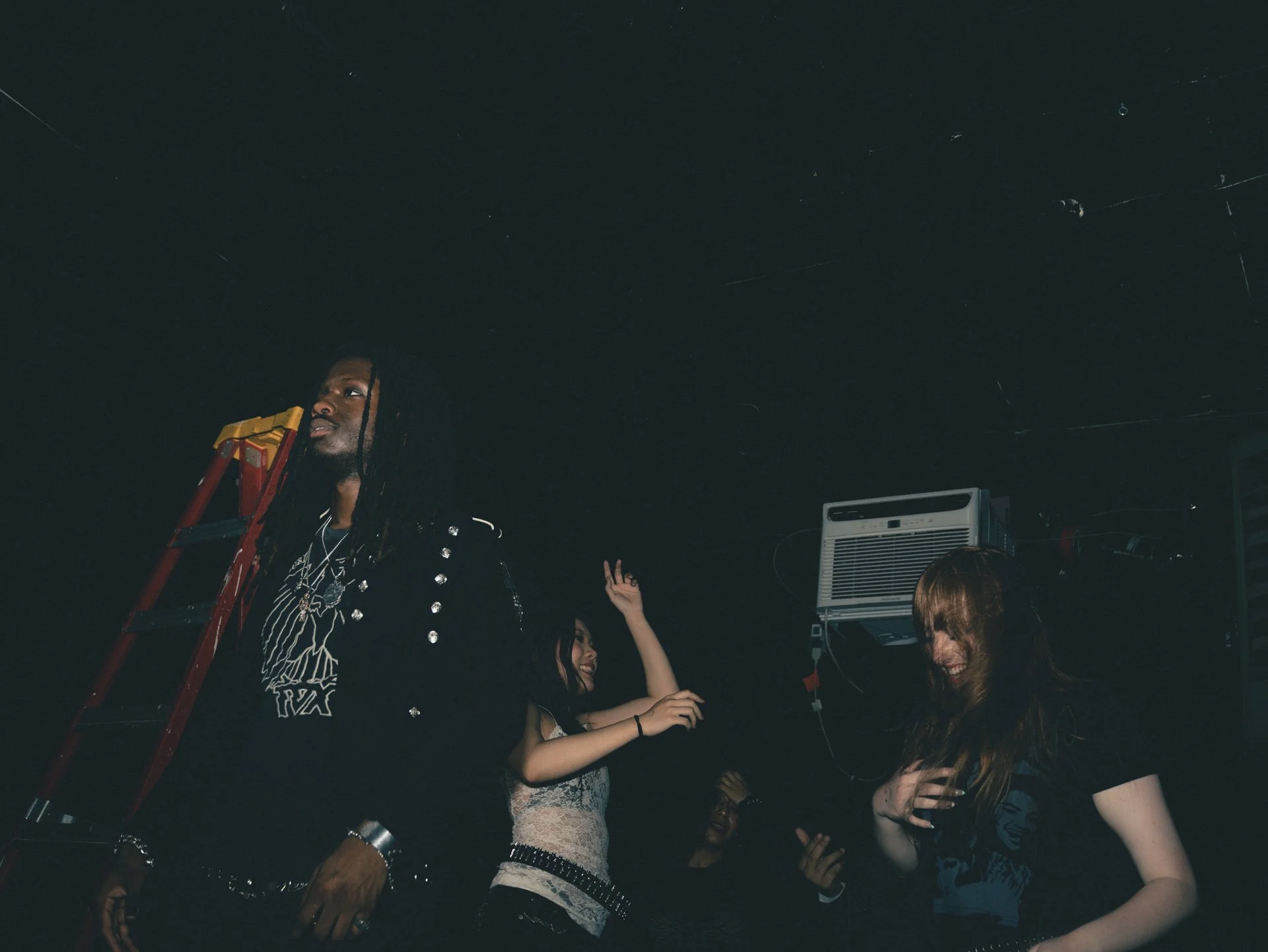 LINNBTS_BR067.jpg