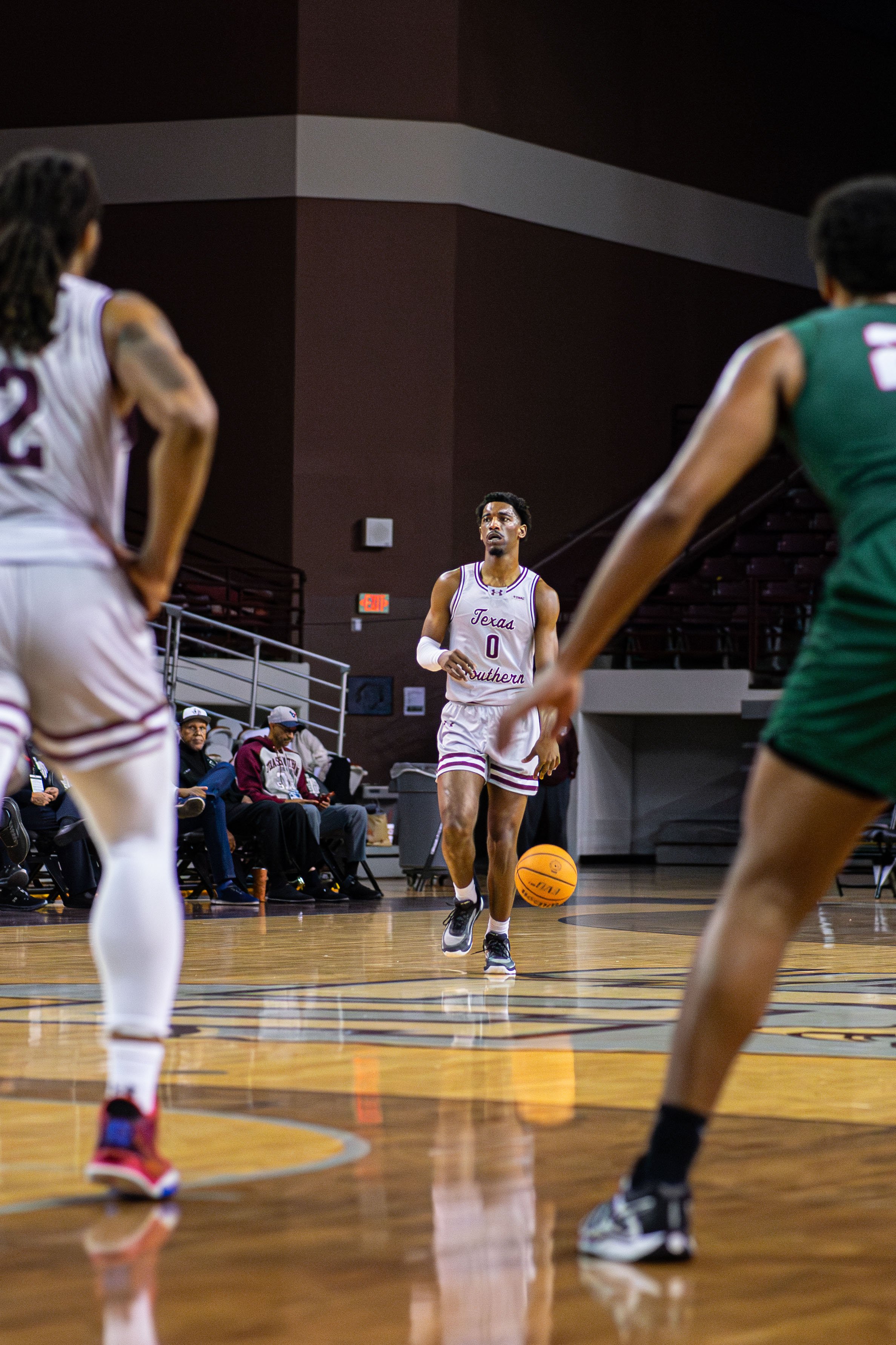 1.12_MBBALL003.jpg